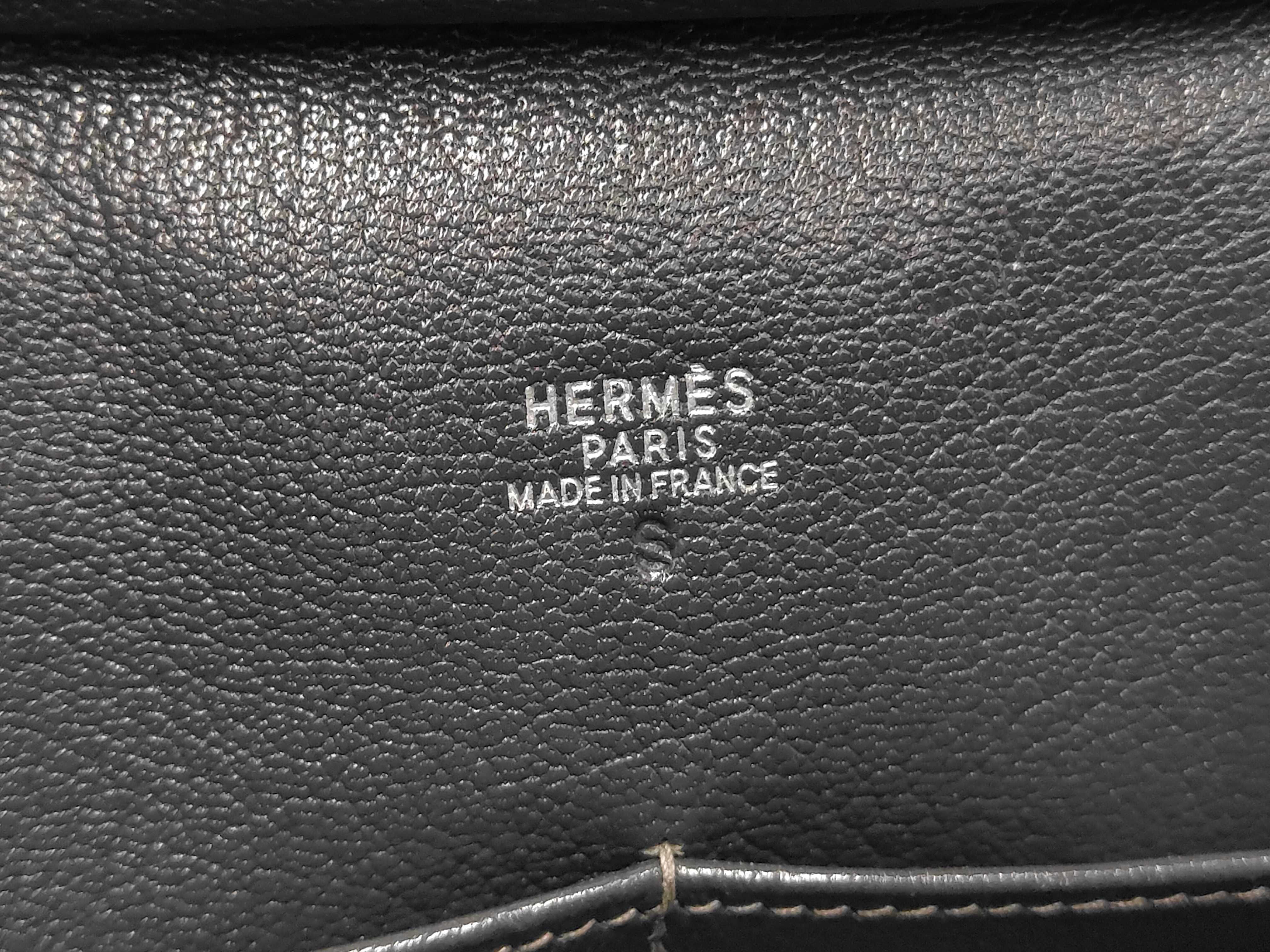 Plume 28 S stamp Leather Gray Handbag with Dust Bag — view 10