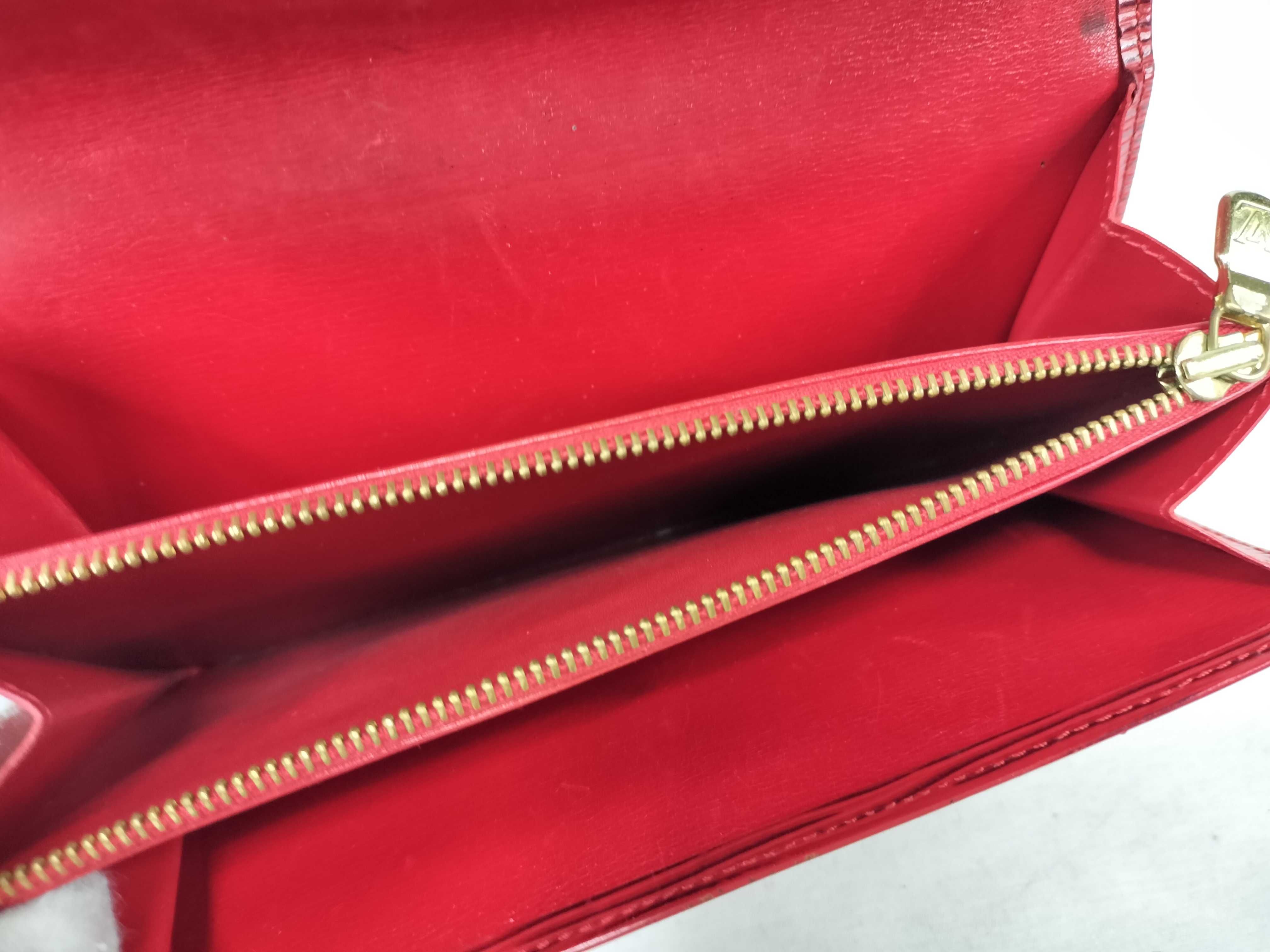 Epi Louis Vuitton Epi Portefeuille Sarah (Ruby) Wallet — view 11