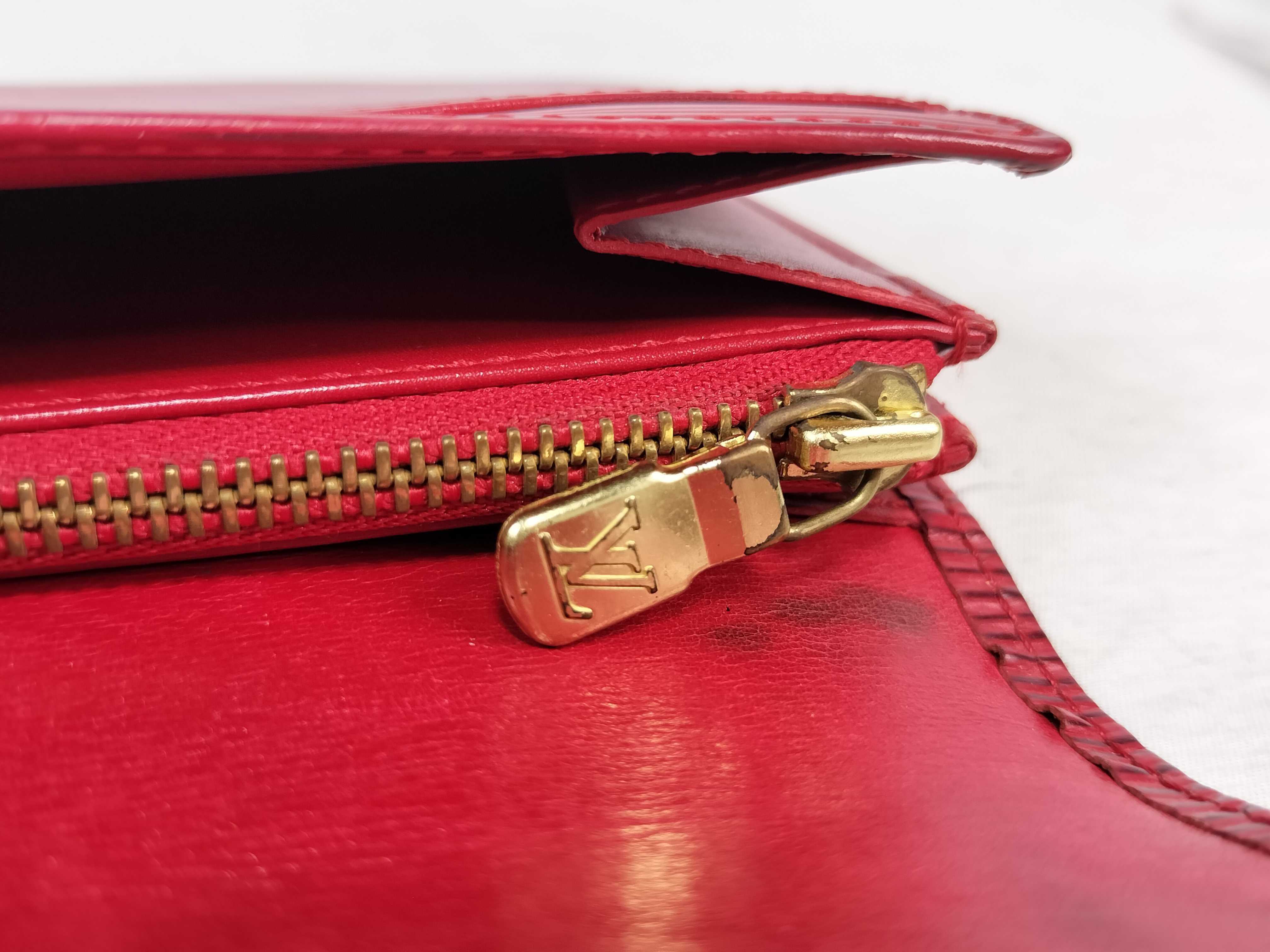 Epi Louis Vuitton Epi Portefeuille Sarah (Ruby) Wallet — view 7