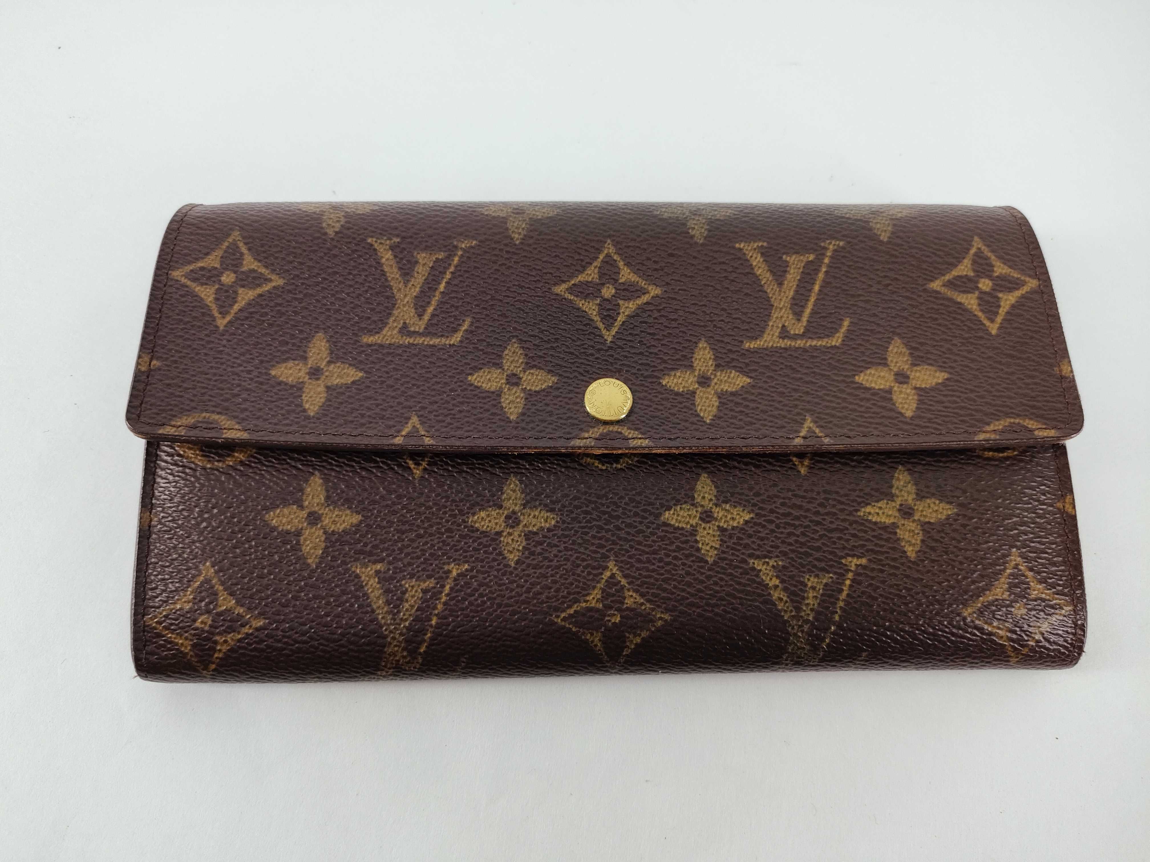 Monogram Portefeuille Sarah M61734 Wallet