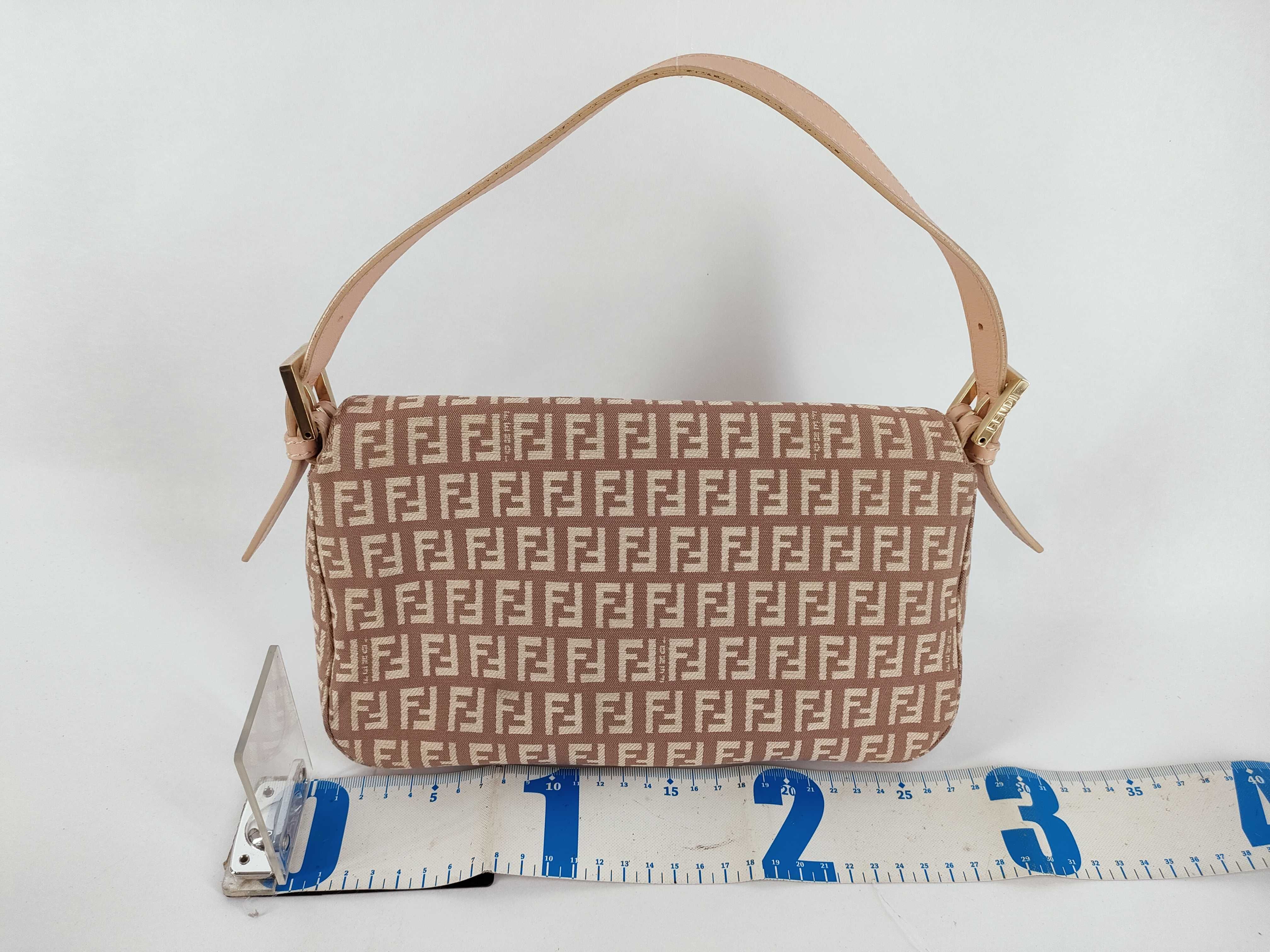 Mamma Fendi Zucchino Mamma Bucket Pink Shoulder Bag — view 2