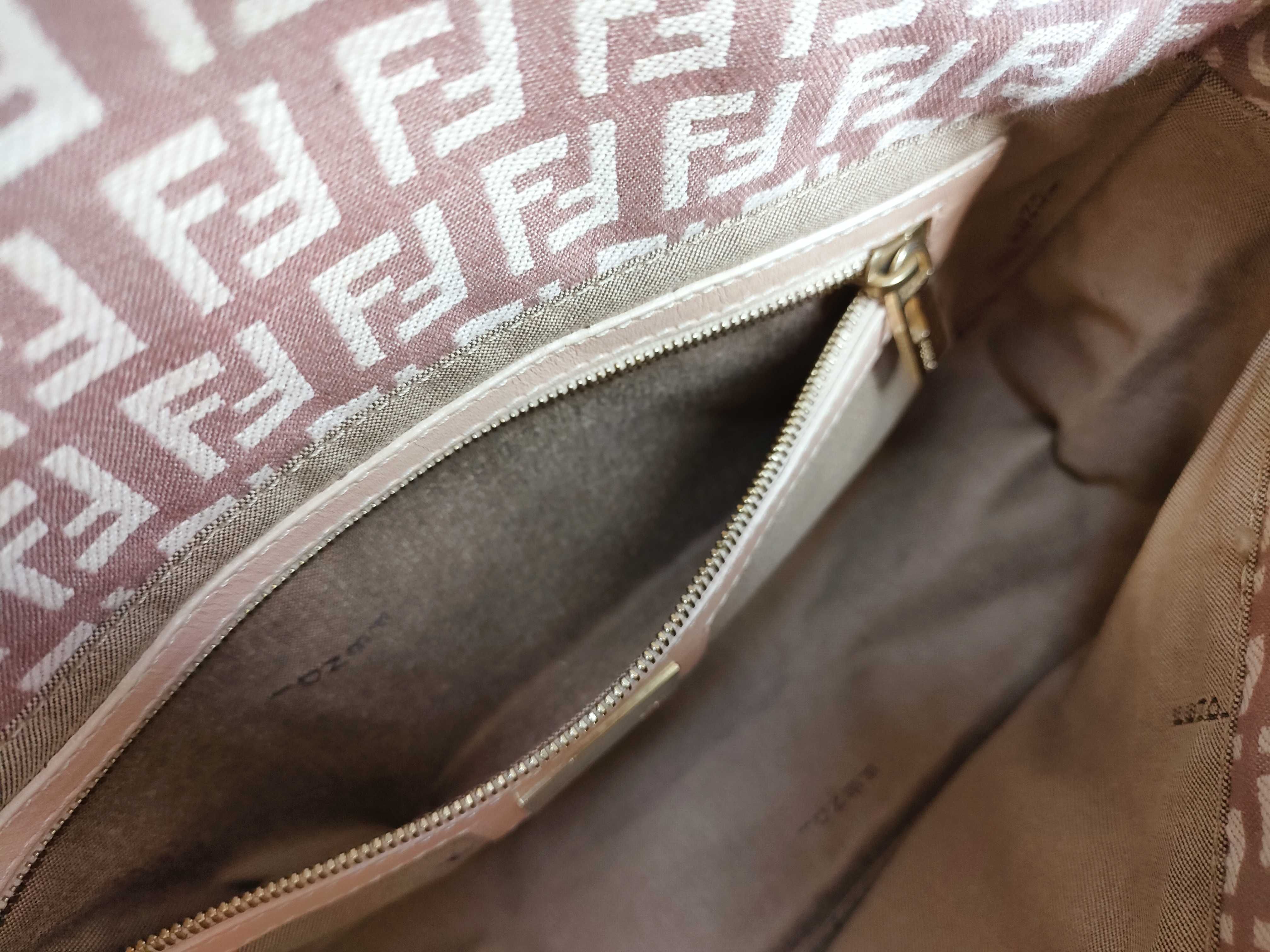 Mamma Fendi Zucchino Mamma Bucket Pink Shoulder Bag — view 13