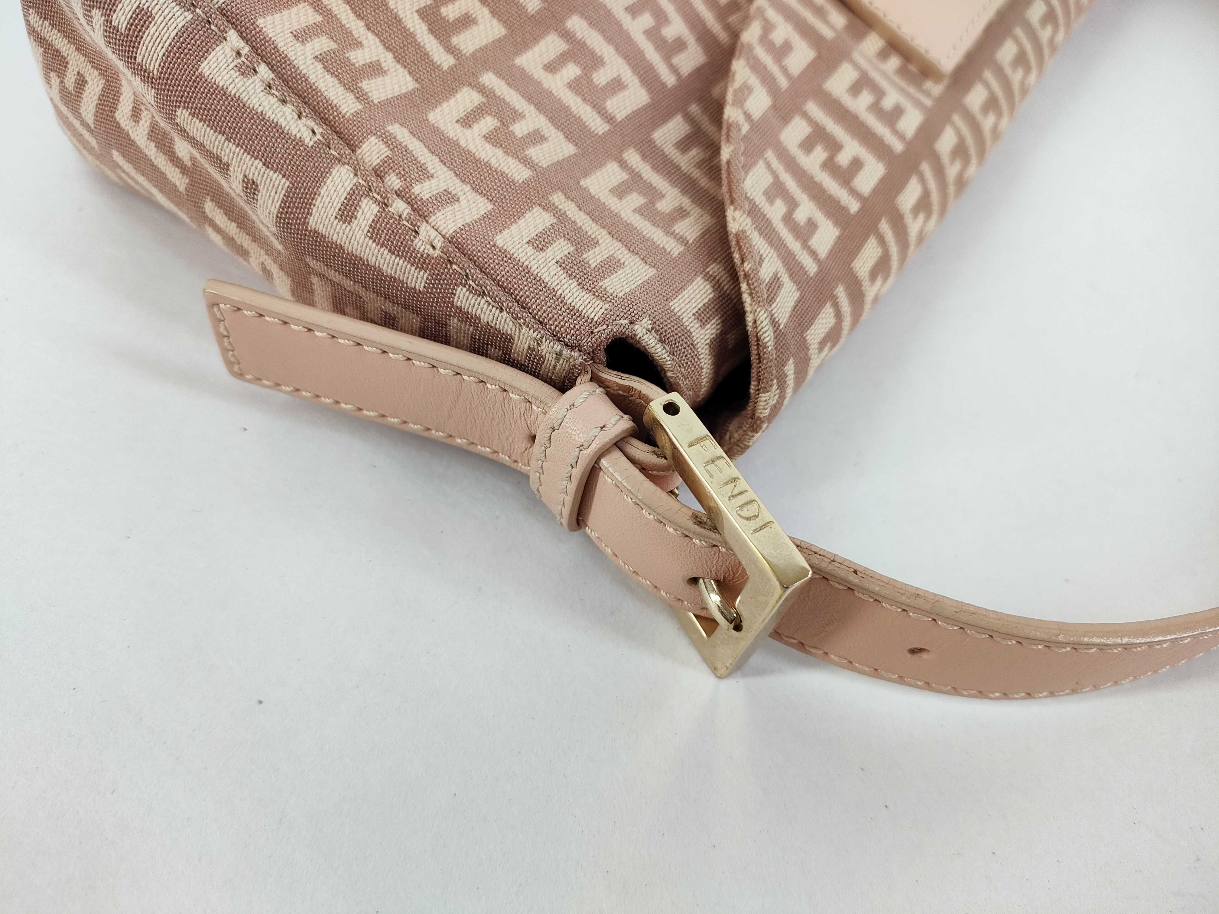 Mamma Fendi Zucchino Mamma Bucket Pink Shoulder Bag — view 5