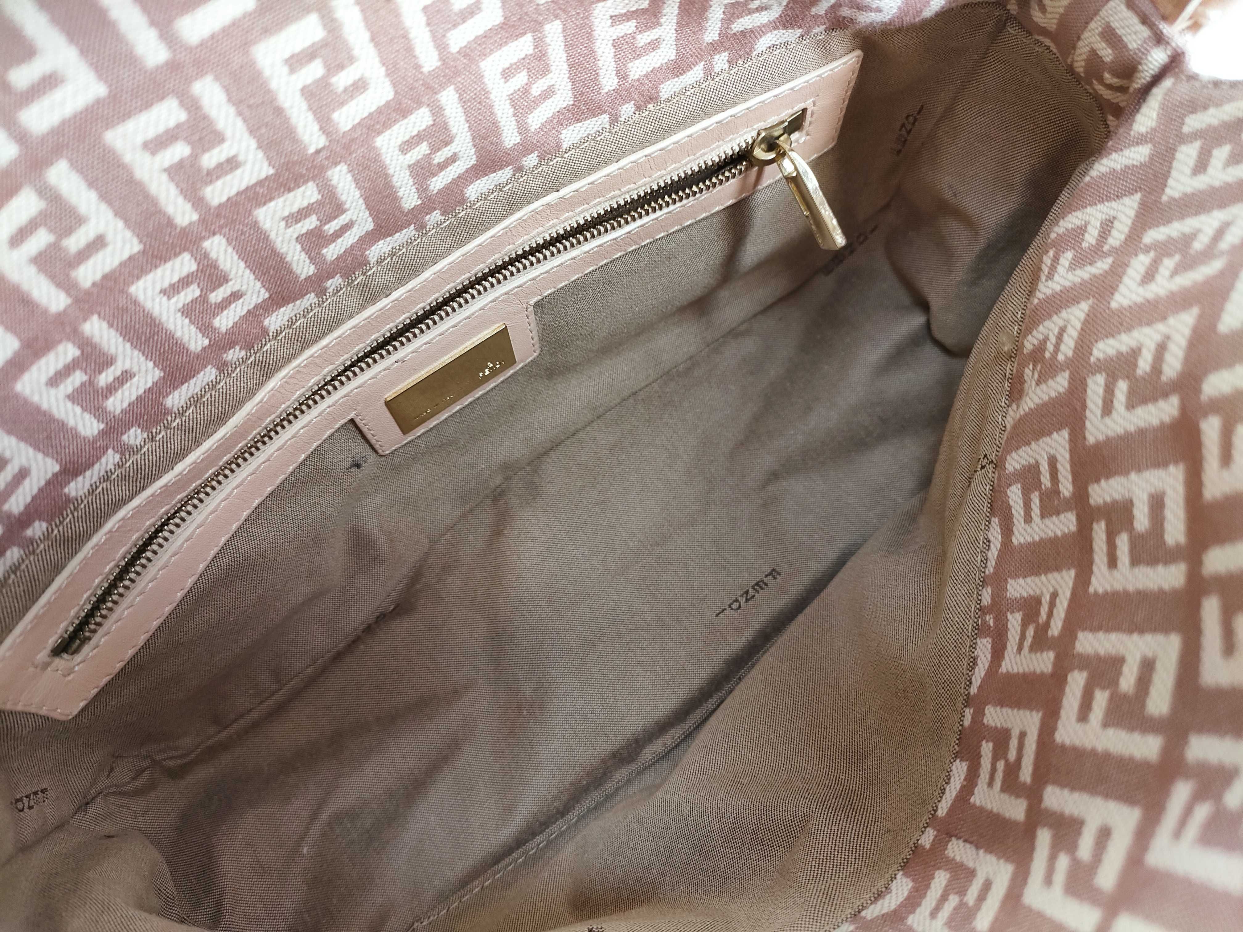 Mamma Fendi Zucchino Mamma Bucket Pink Shoulder Bag — view 10