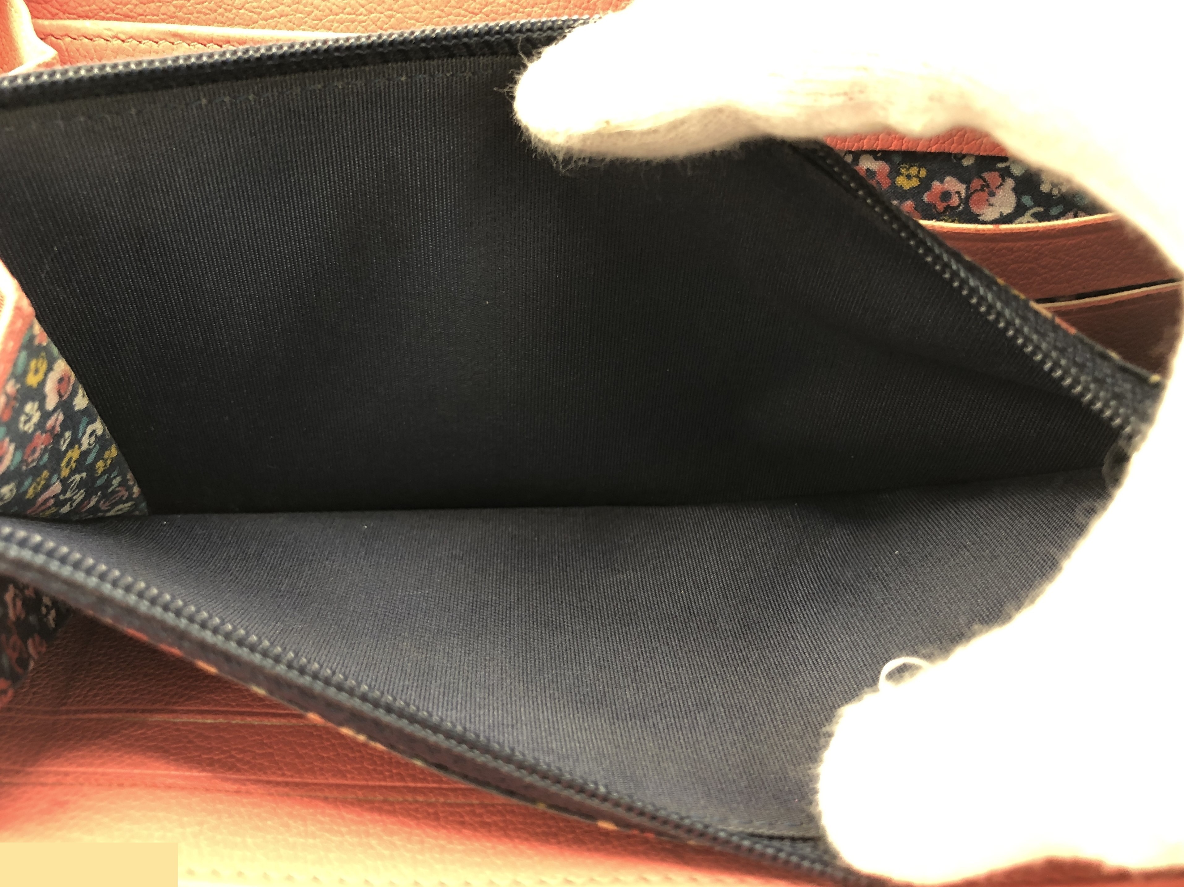 Lucky Clover Round Zip Wallet with Seal, 25843757, Leather — view 4