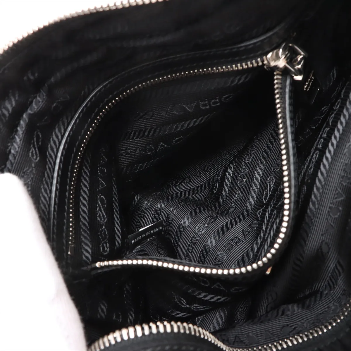 Tessuto Nylon x Leather Shoulder Bag Black — view 8