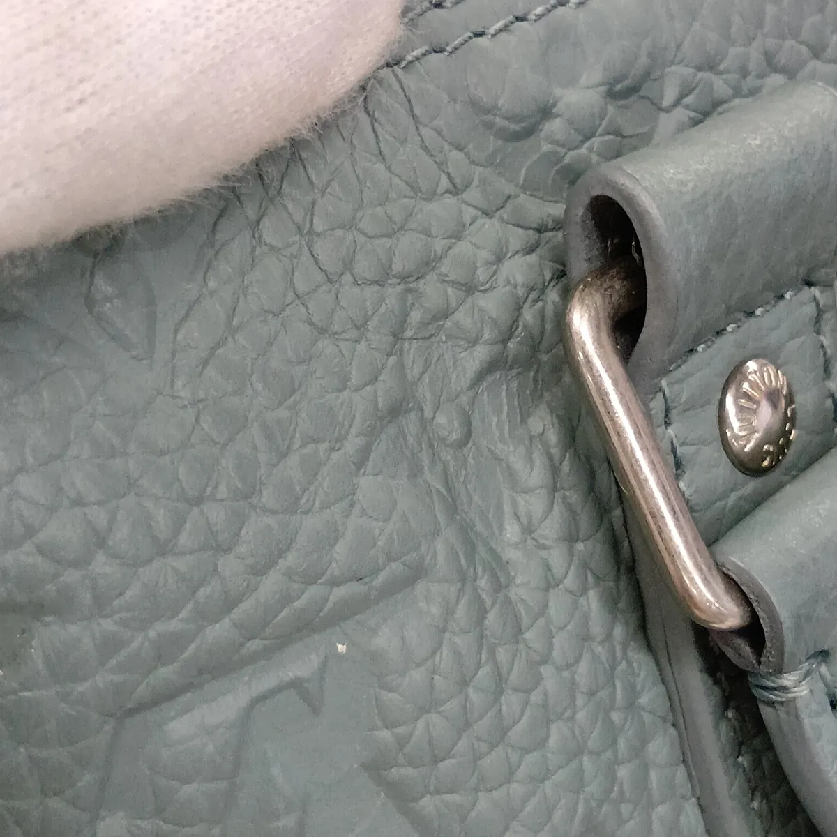 Taurillon Monogram Keepall Bandoulière 25 M13866 Green (RFID detected) — view 13