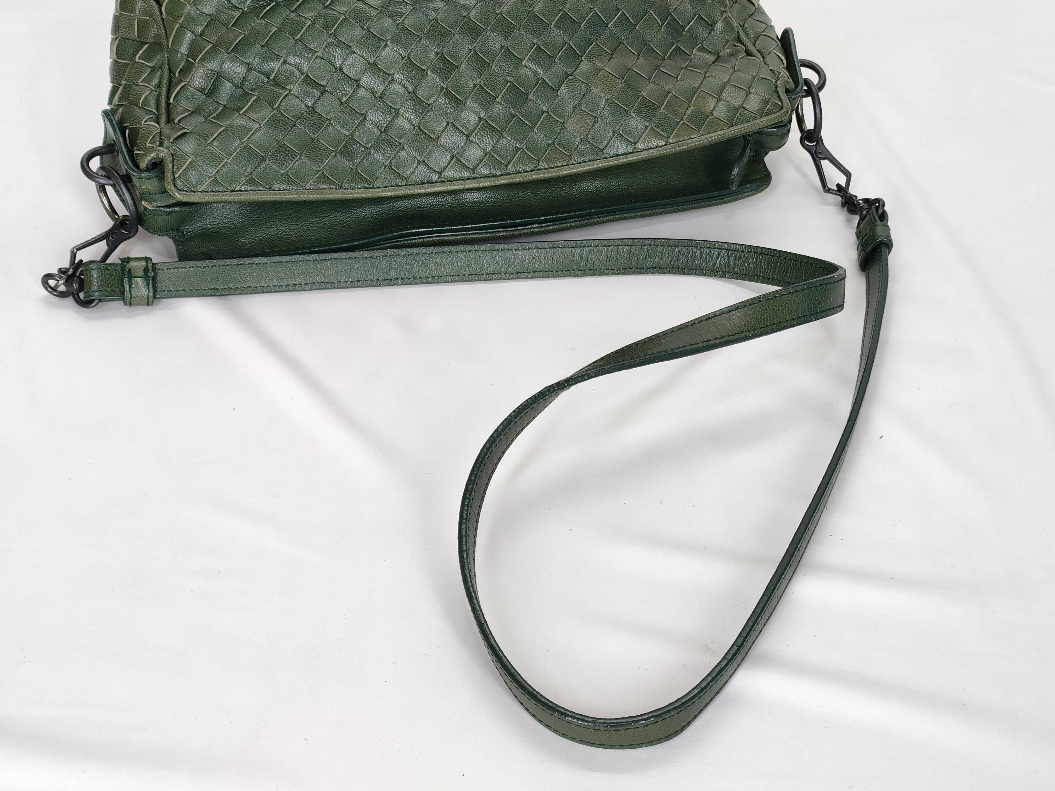 Intrecciato One Shoulder Bag Green Shoulder Bag — view 3