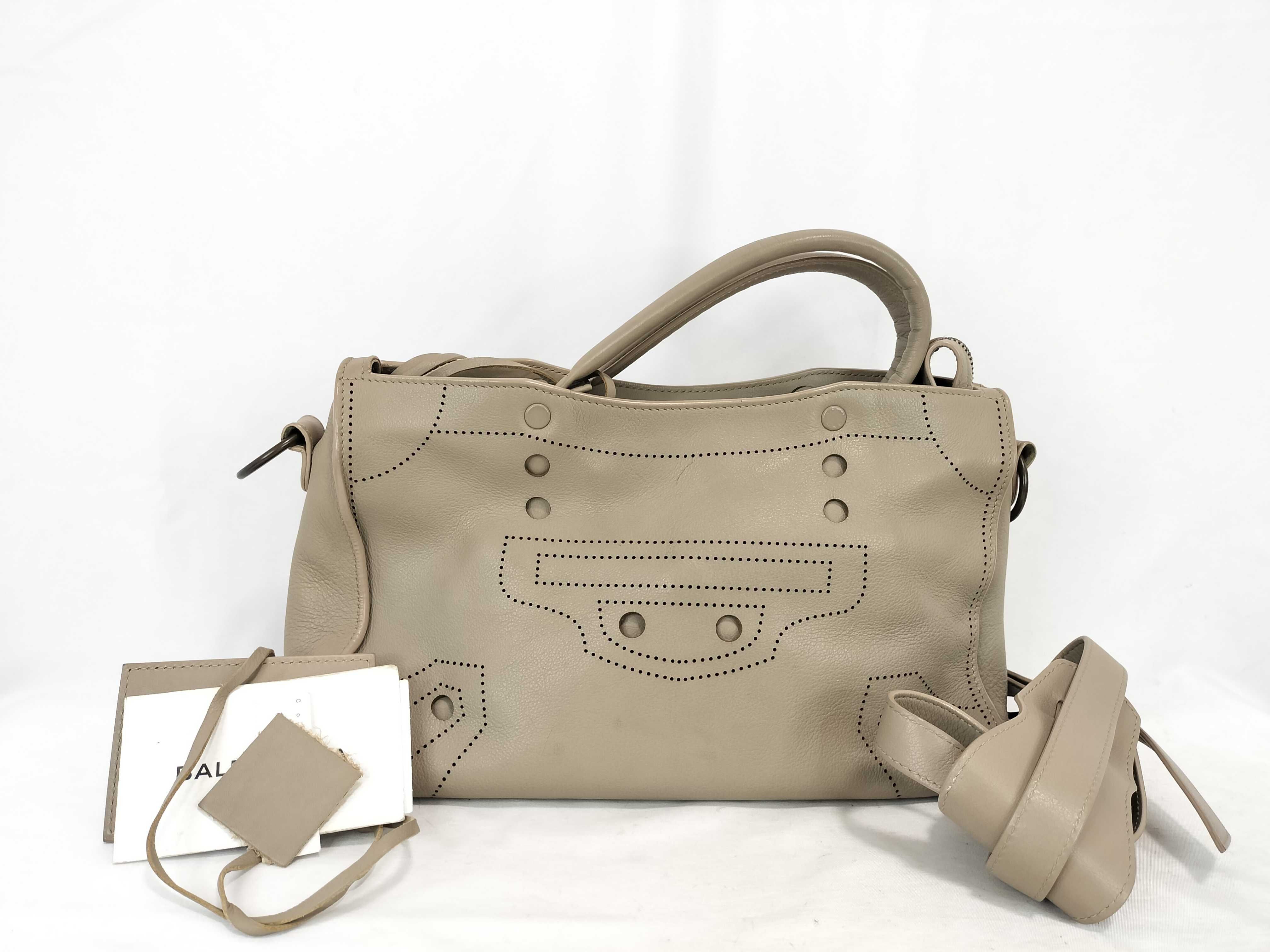 ID- Cow Skin Blackout City 2-way handbag Beige with mirror 443516 Handbag