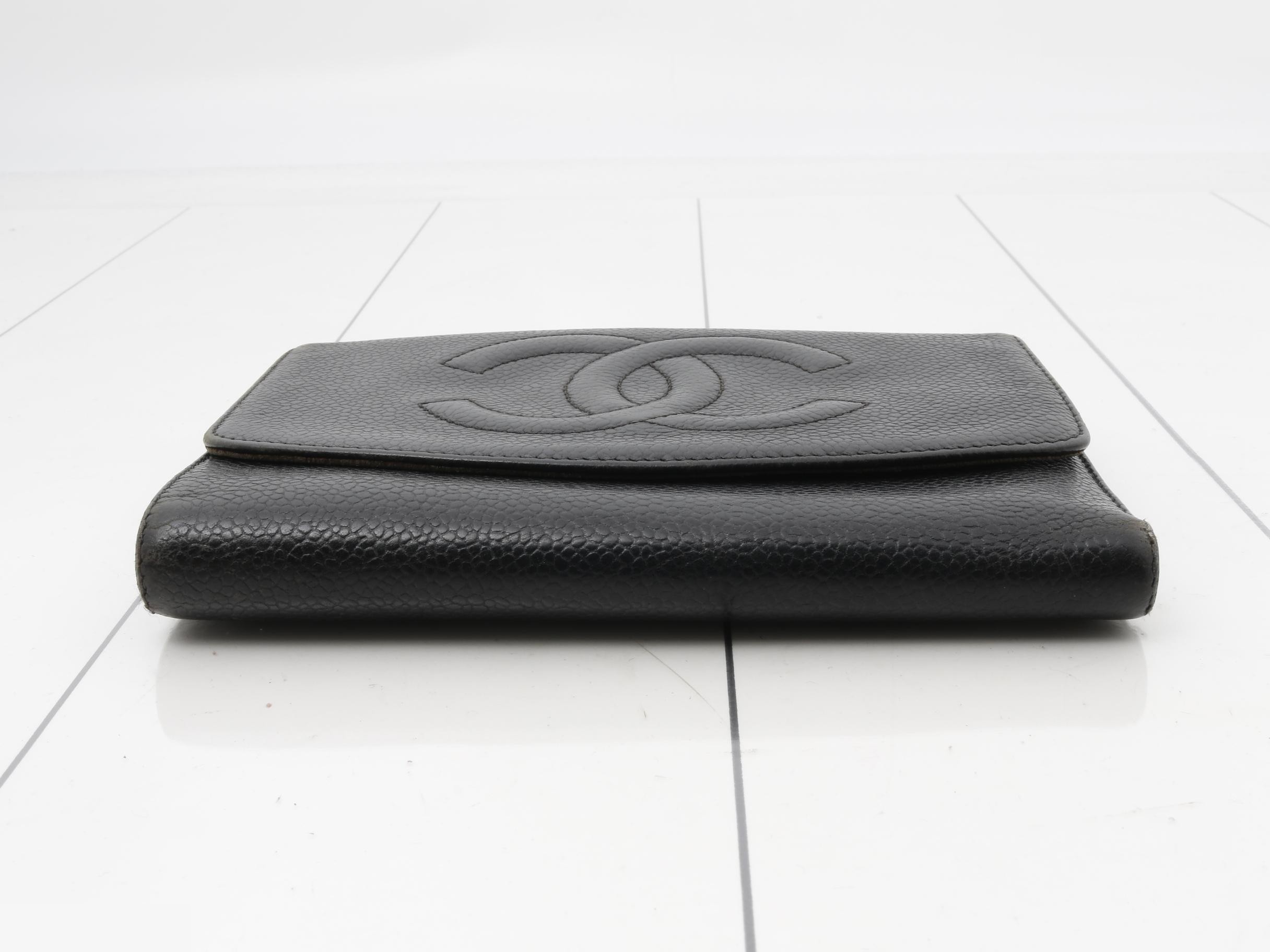 Caviar Skin Long Wallet — view 3