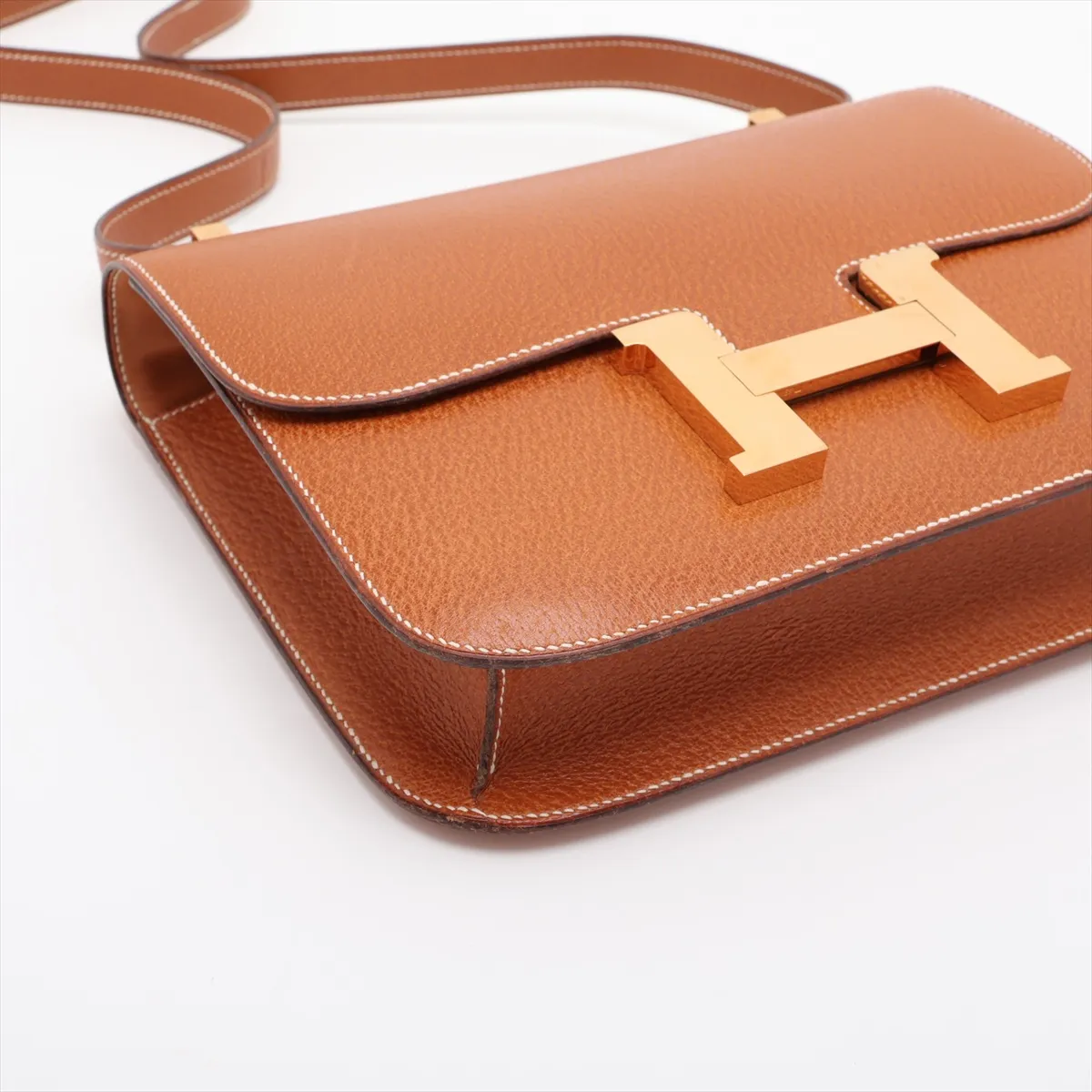 [Individually packaged] Hermes Constance 24 Pigskin Gold Hardware V: 1966 — view 4