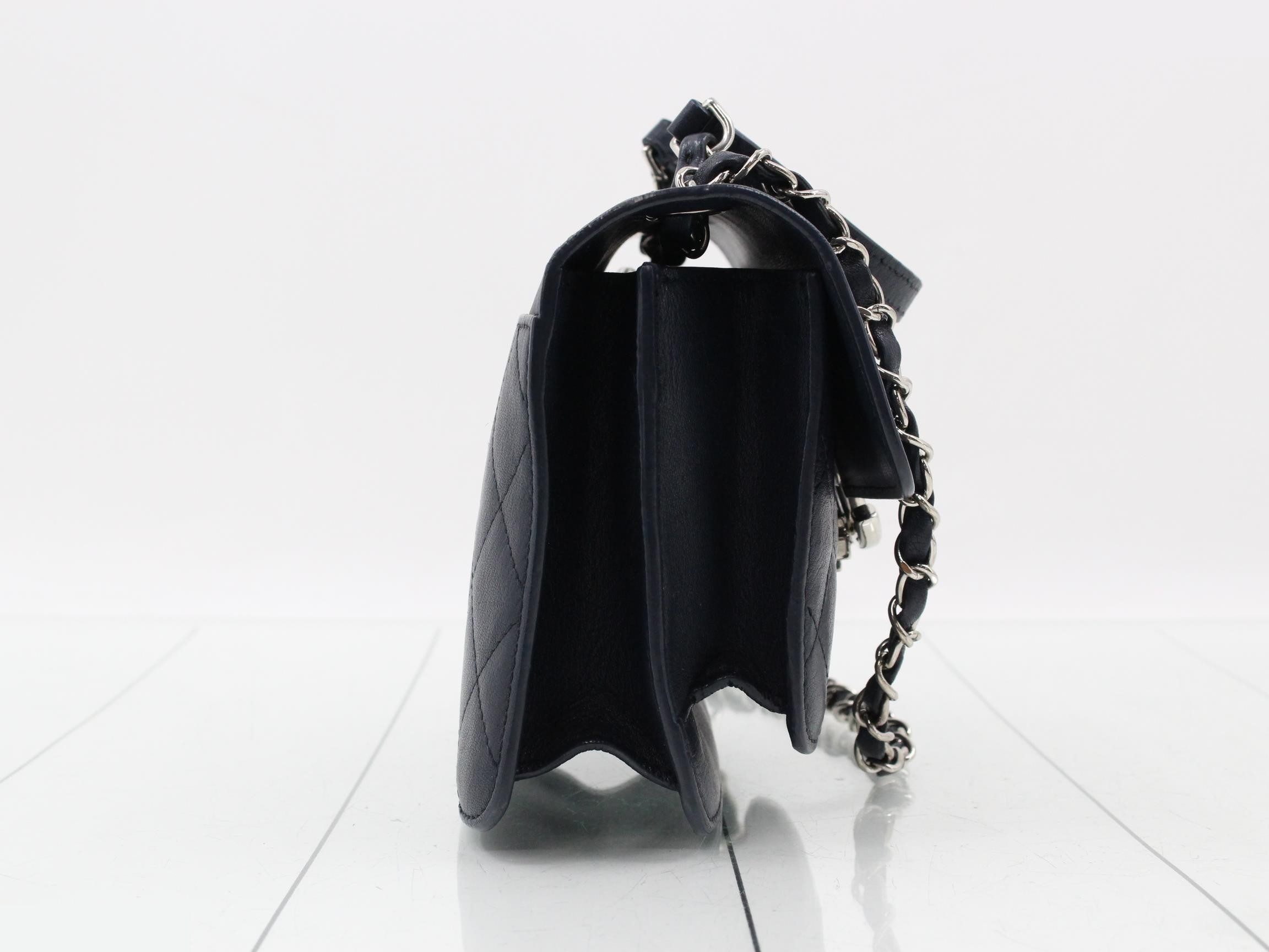 Matelassé Half Coco 2-way Double Chain Shoulder Bag — view 4