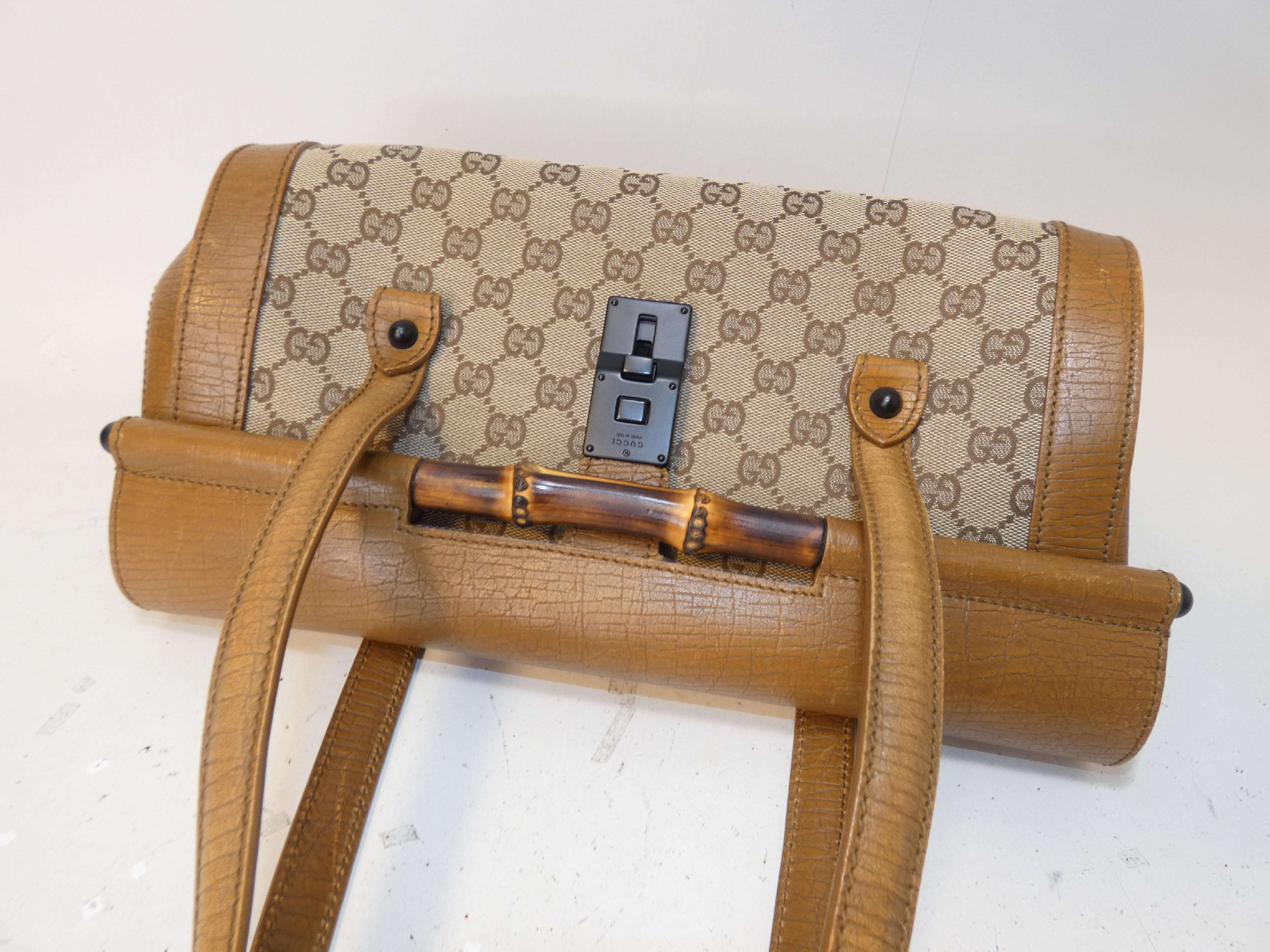 Bamboo Lock GG Canvas Shoulder Handbag — view 3
