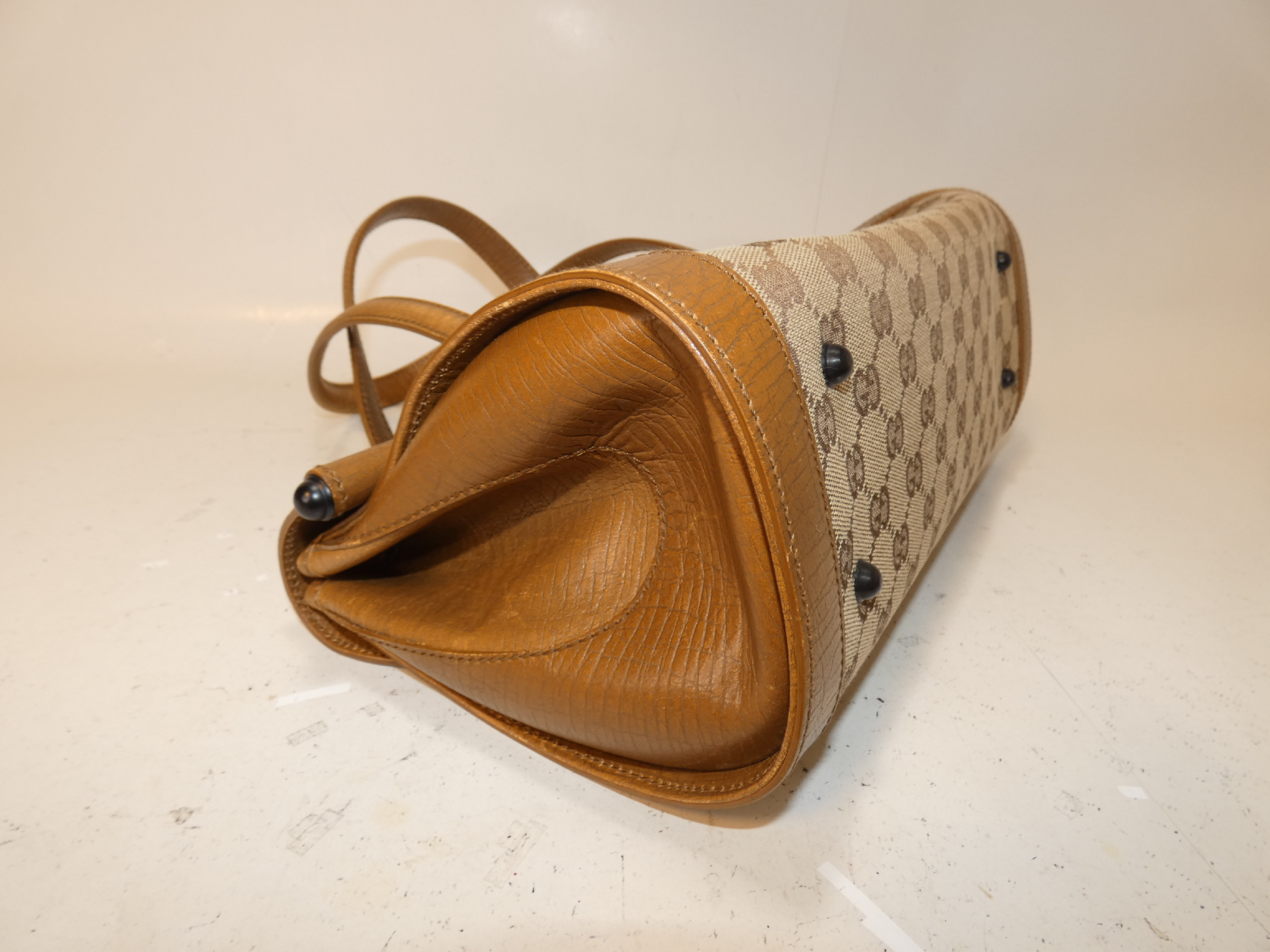 Bamboo Lock GG Canvas Shoulder Handbag — view 7