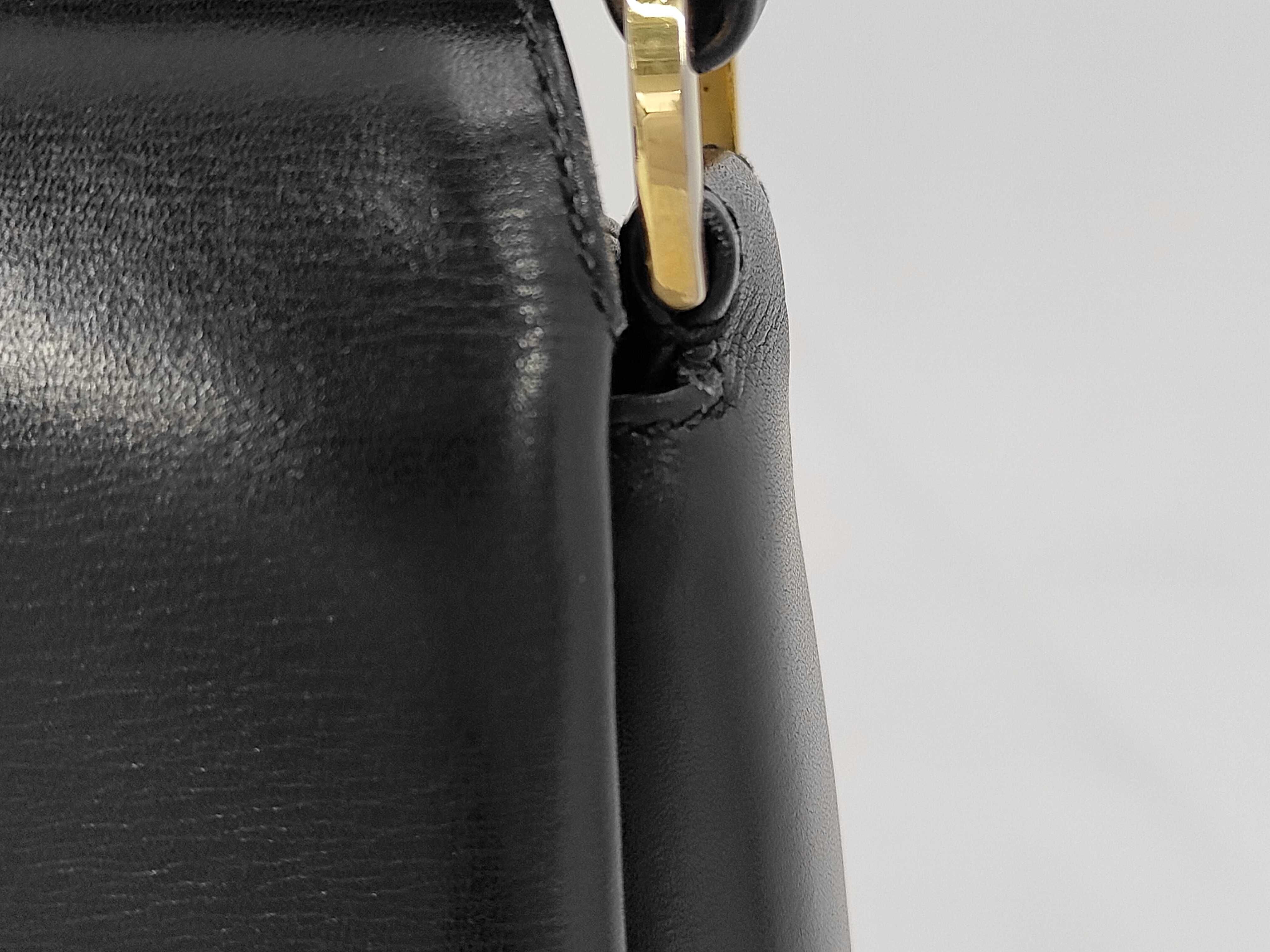 Old Leather Handbag with Flap, Black, Vintage Gucci Handbag — view 3