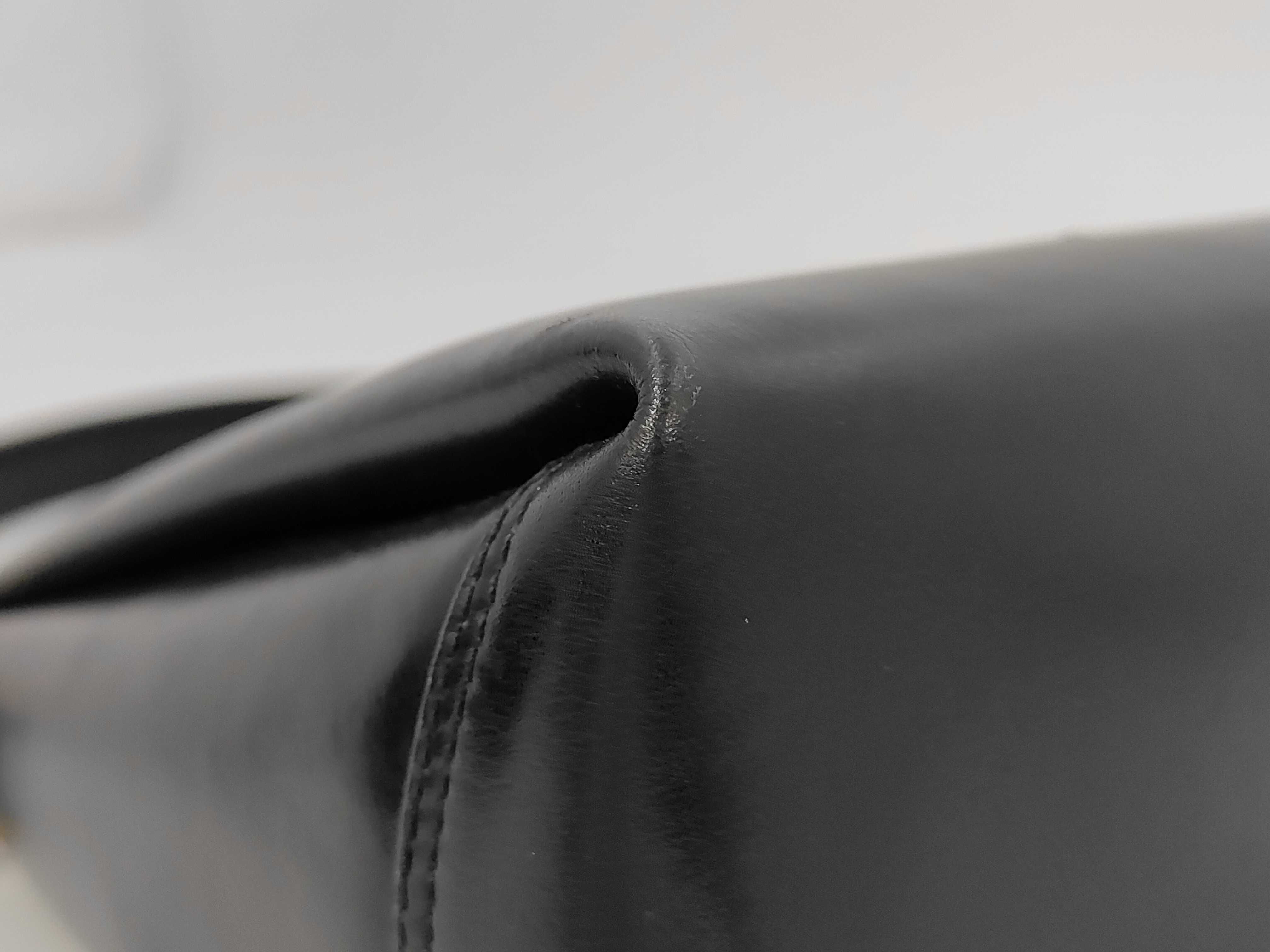 Old Leather Handbag with Flap, Black, Vintage Gucci Handbag — view 6