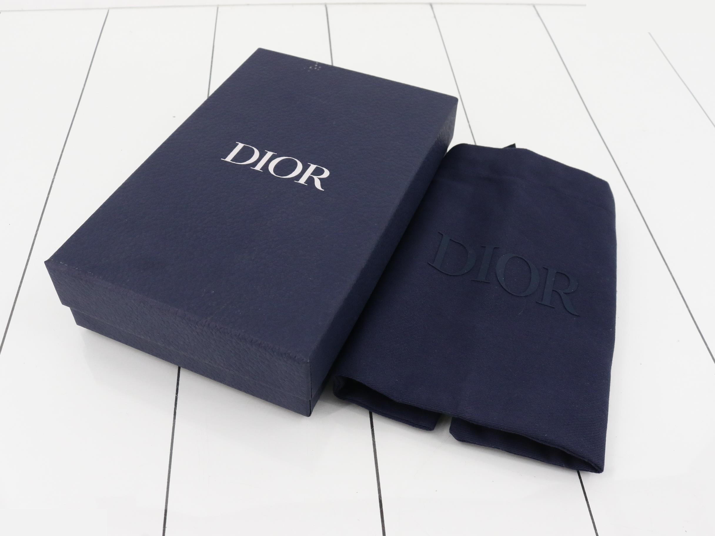 Trotter (bag) - Round Zipper Long Wallet — view 5