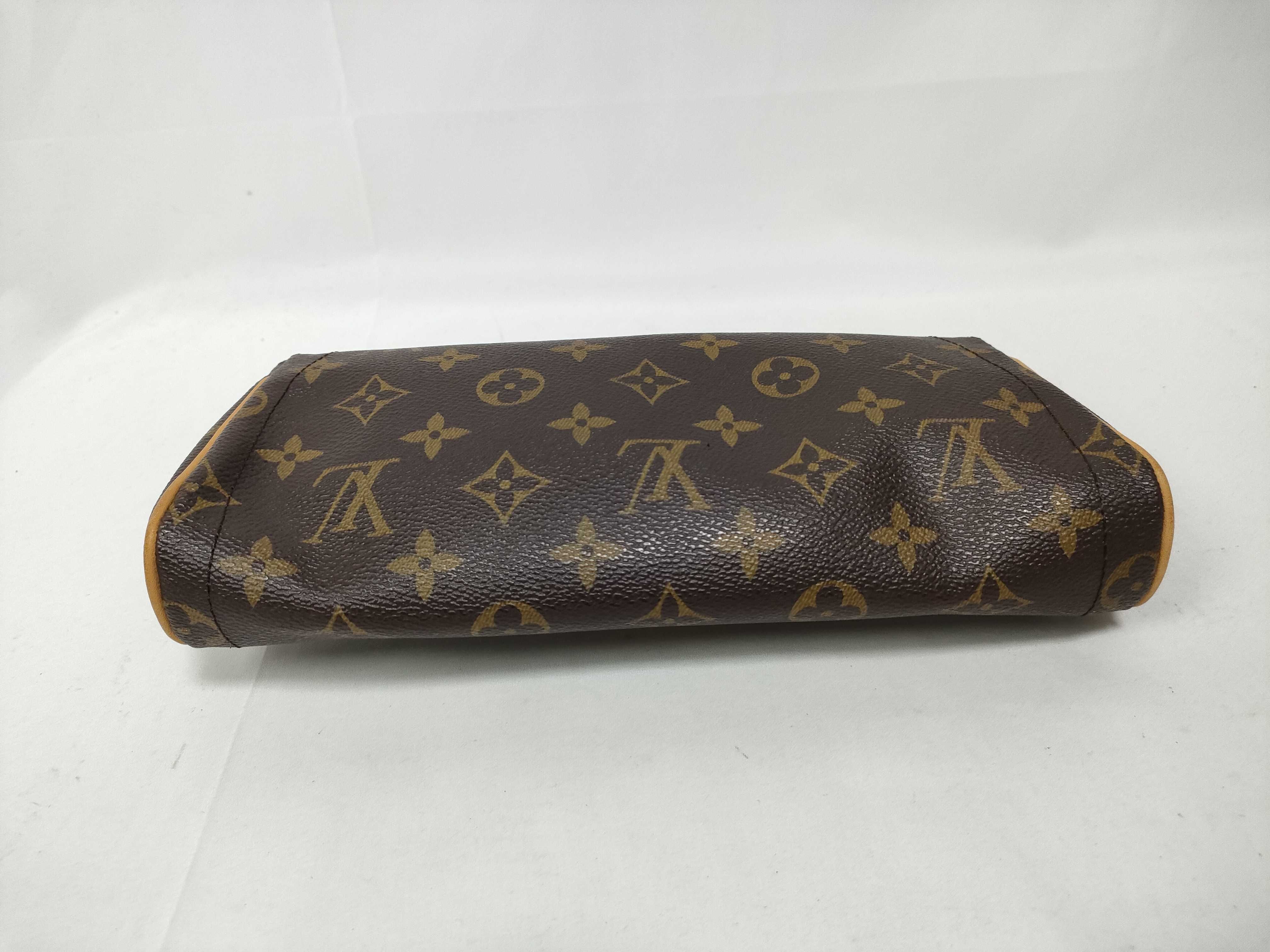 Monogram Louis Vuitton Pochette Beverly M40122 Shoulder Bag — view 3
