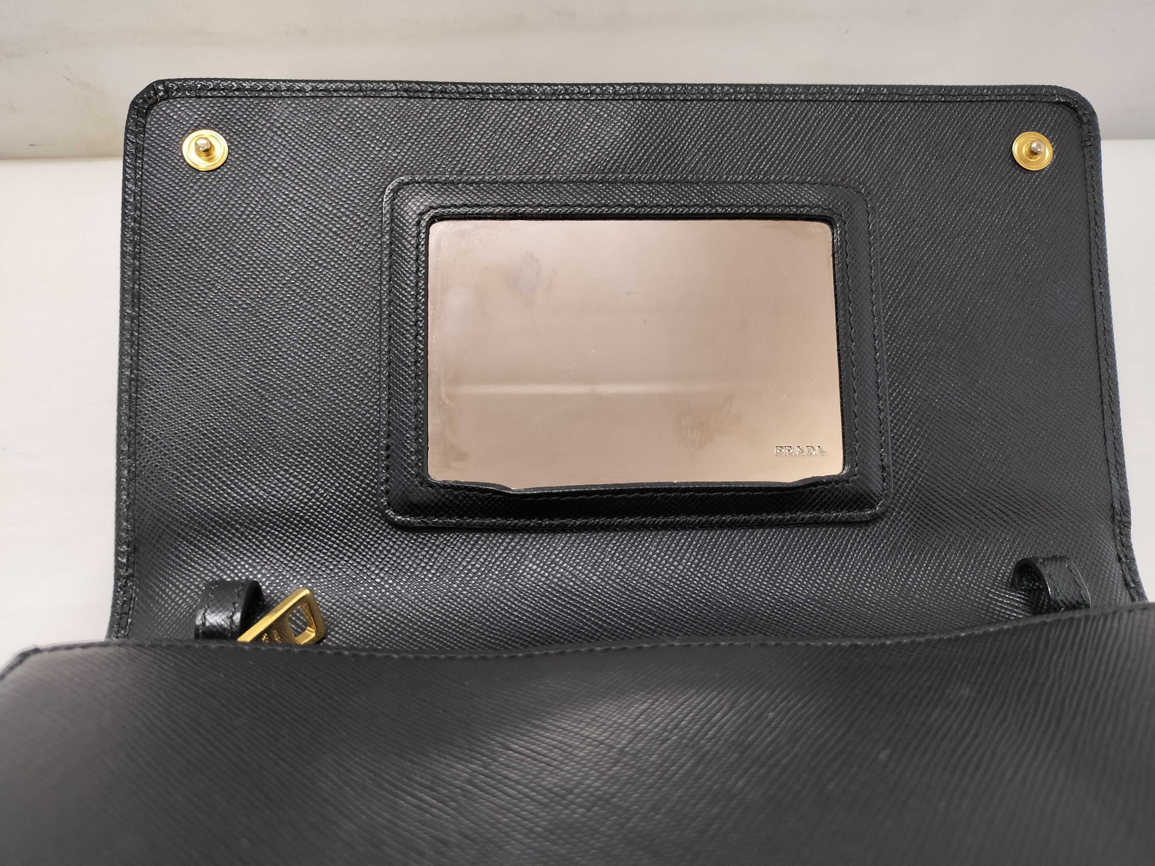 Saffiano Leather Shoulder Wallet Shoulder Bag — view 10