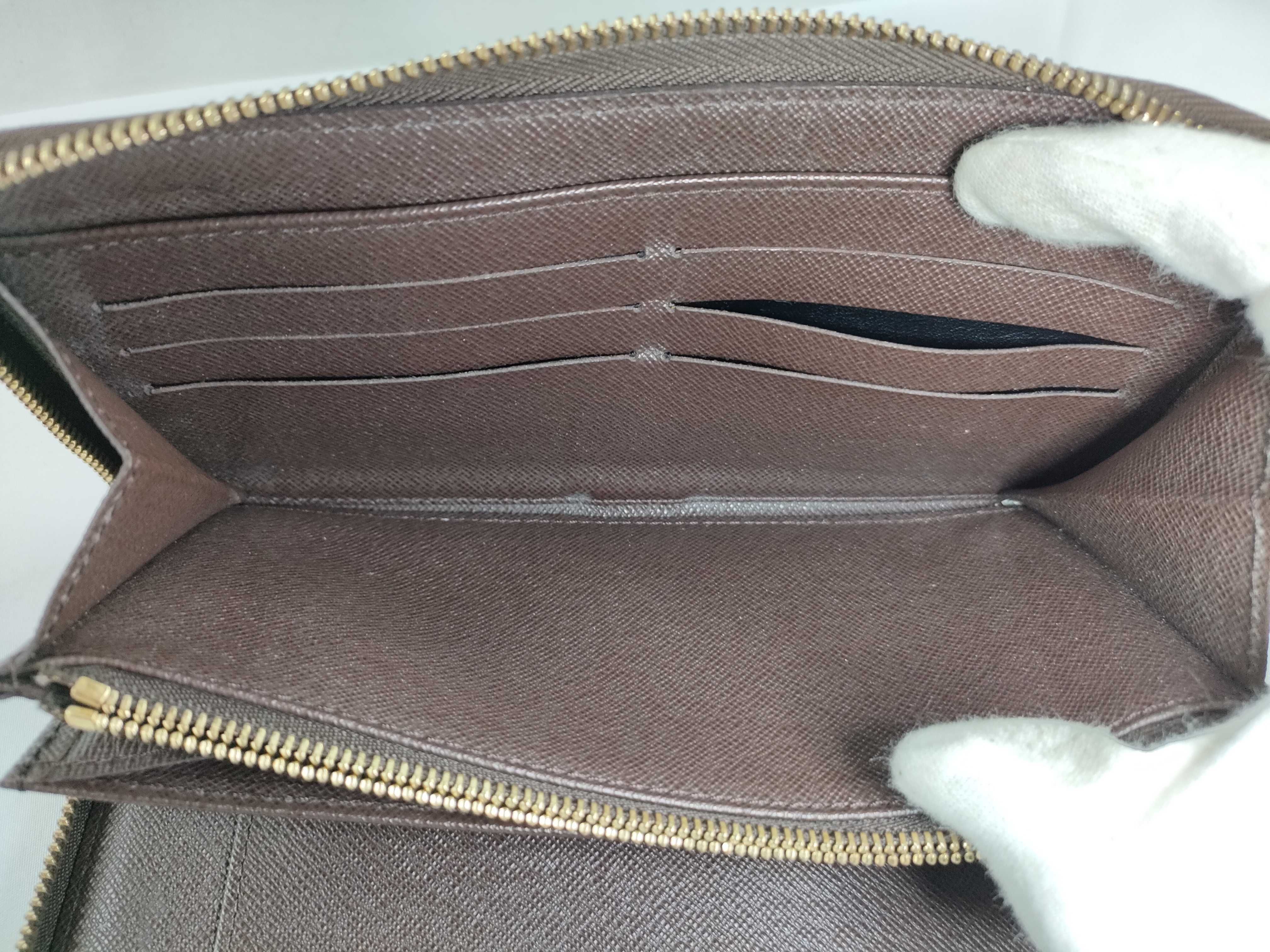 Damier Louis Vuitton Damier Long Wallet — view 11