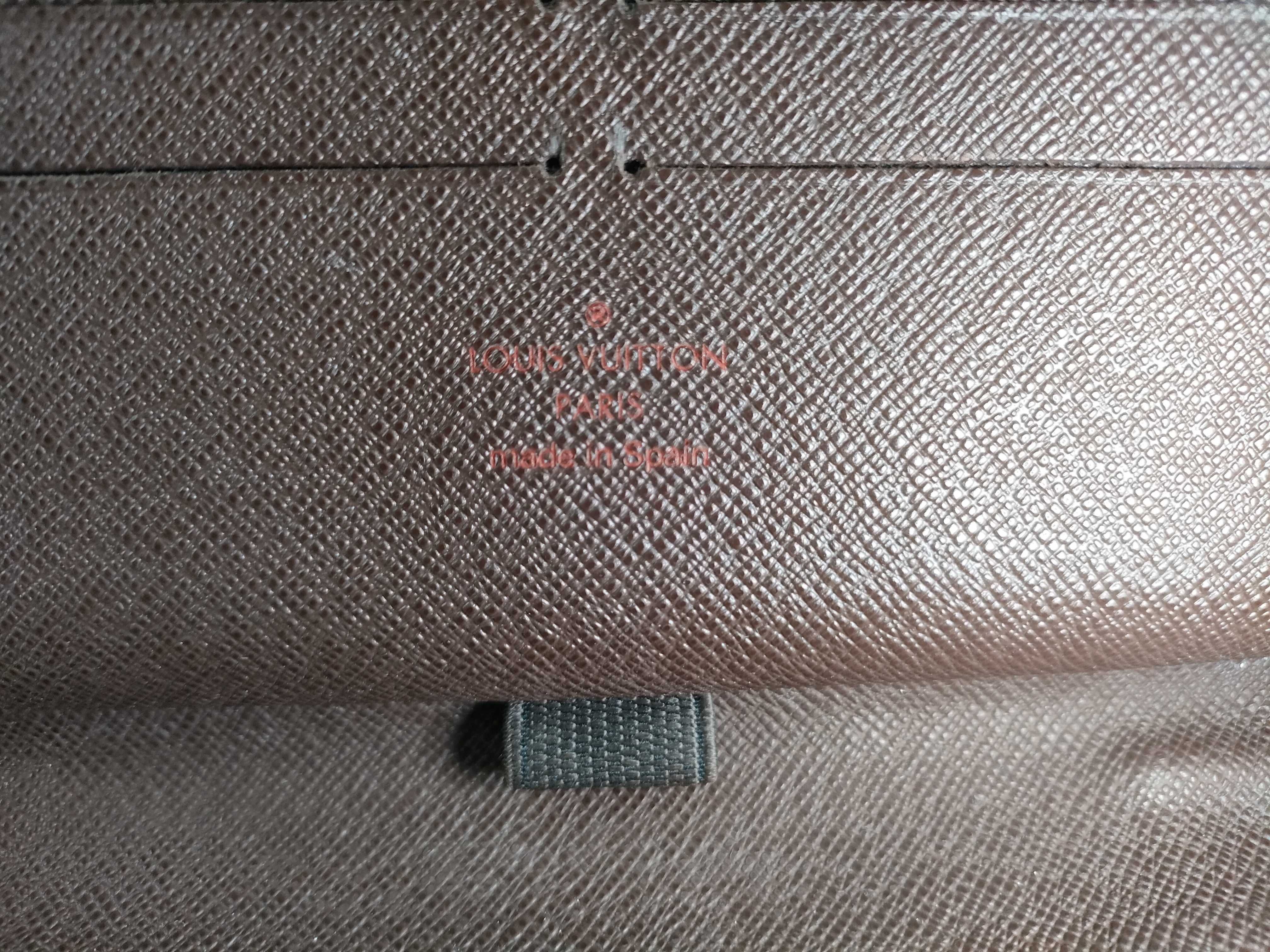 Damier Louis Vuitton Damier Long Wallet — view 10