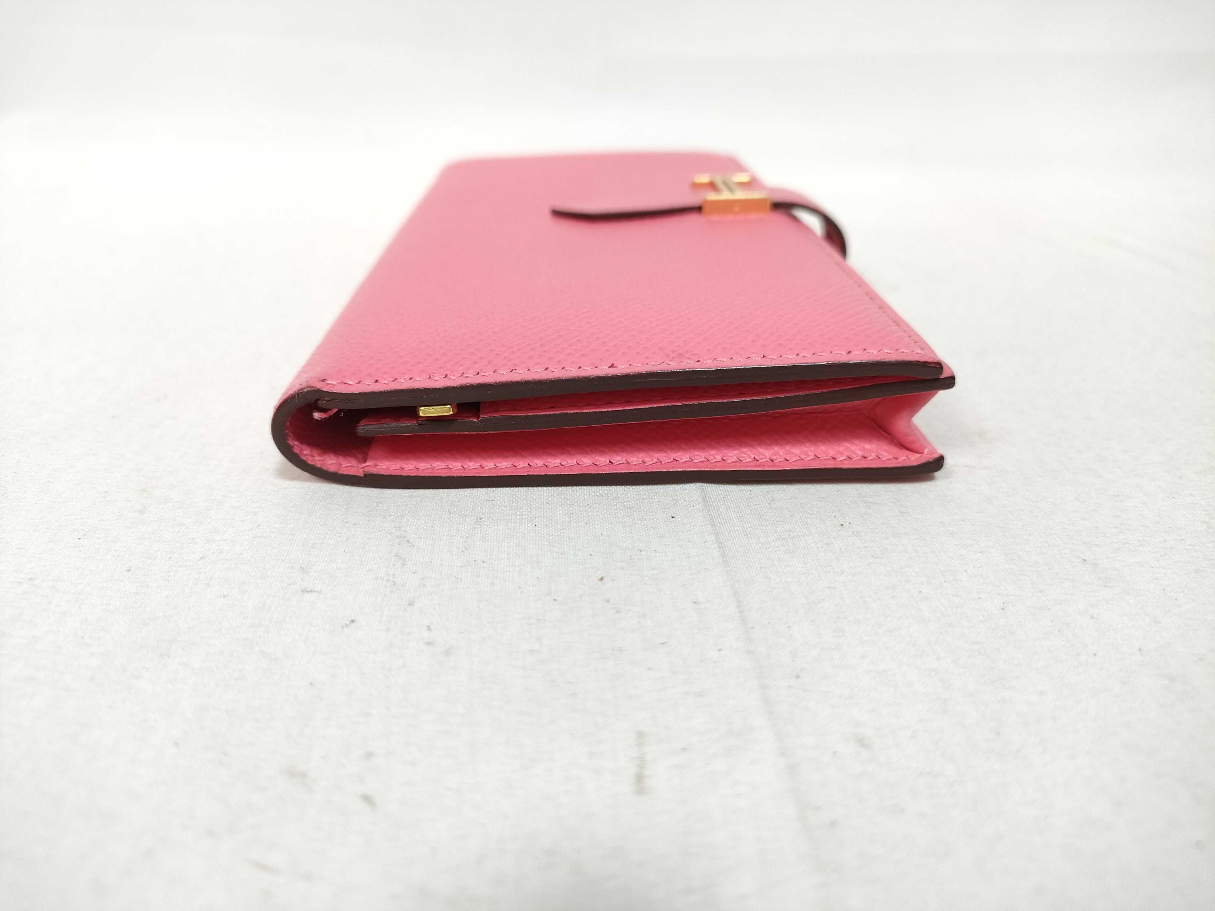 Bearn Soufflé wallet, pink with gold hardware, A stamp. — view 5