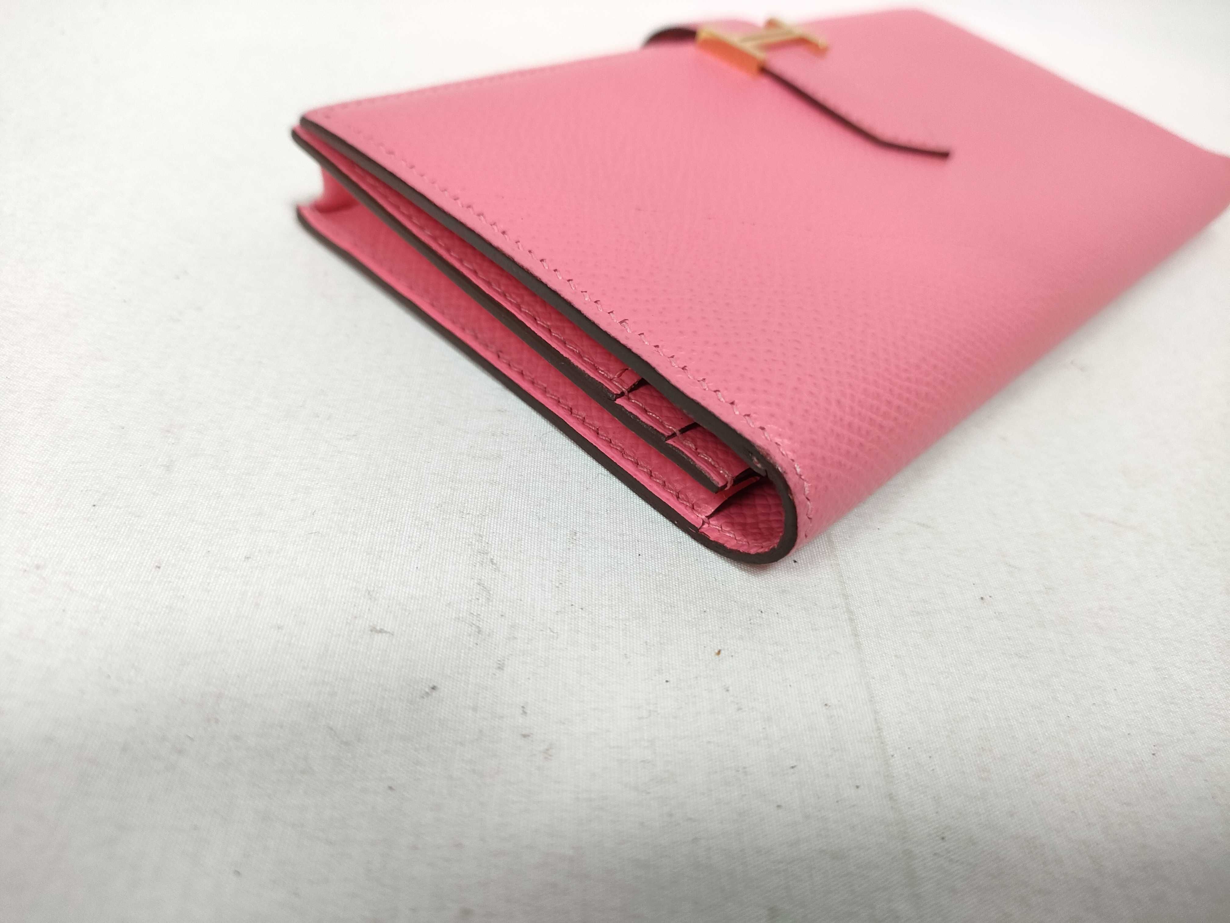 Bearn Soufflé wallet, pink with gold hardware, A stamp. — view 7