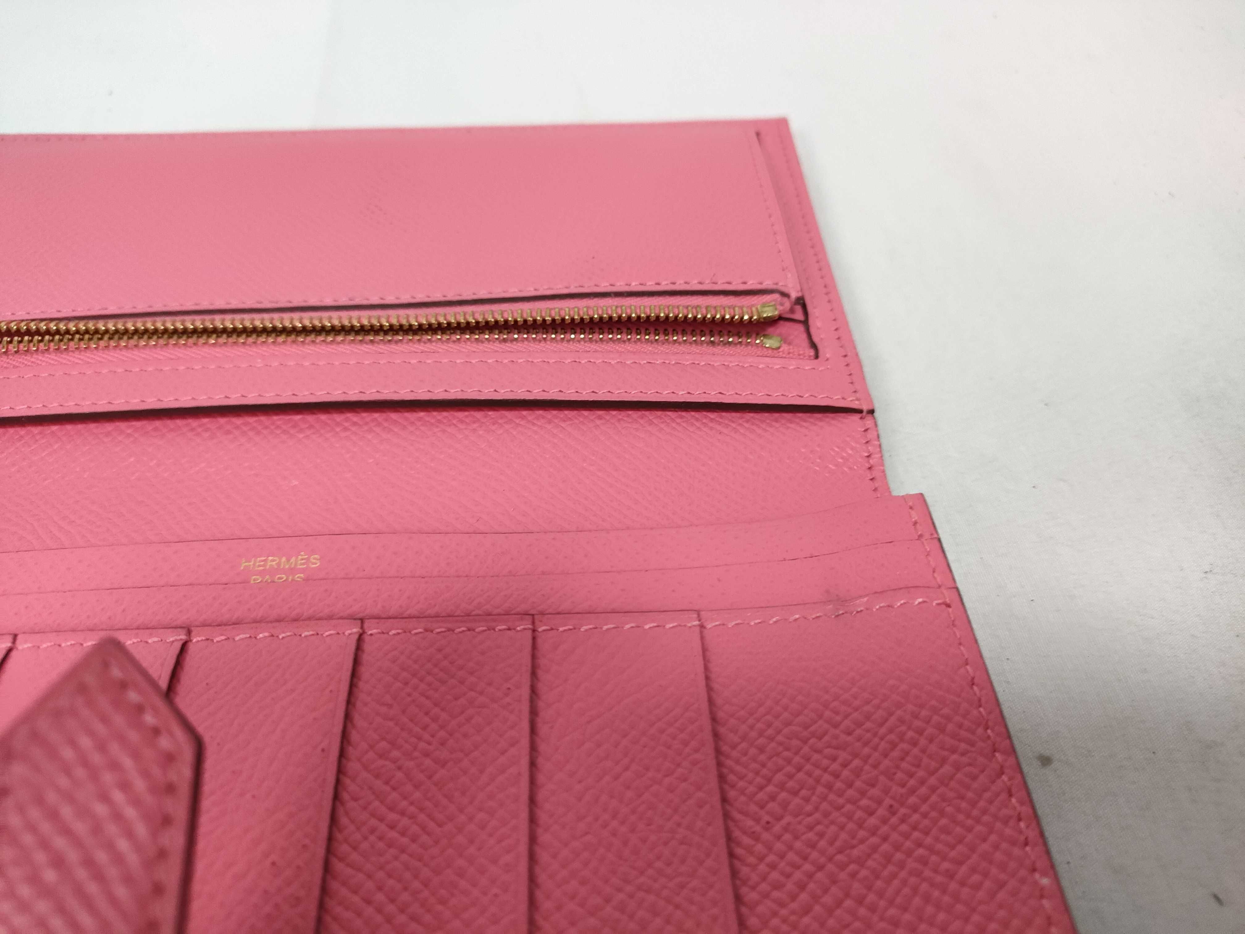 Bearn Soufflé wallet, pink with gold hardware, A stamp. — view 10