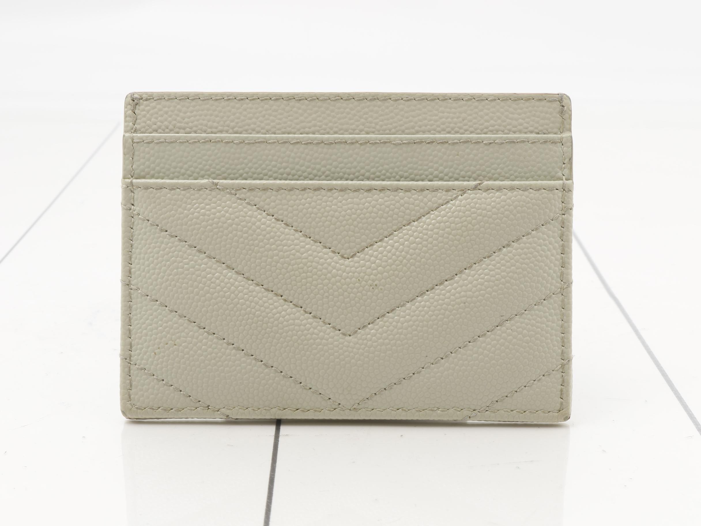 Line V-Stitch Leather Beige Card Case — view 2