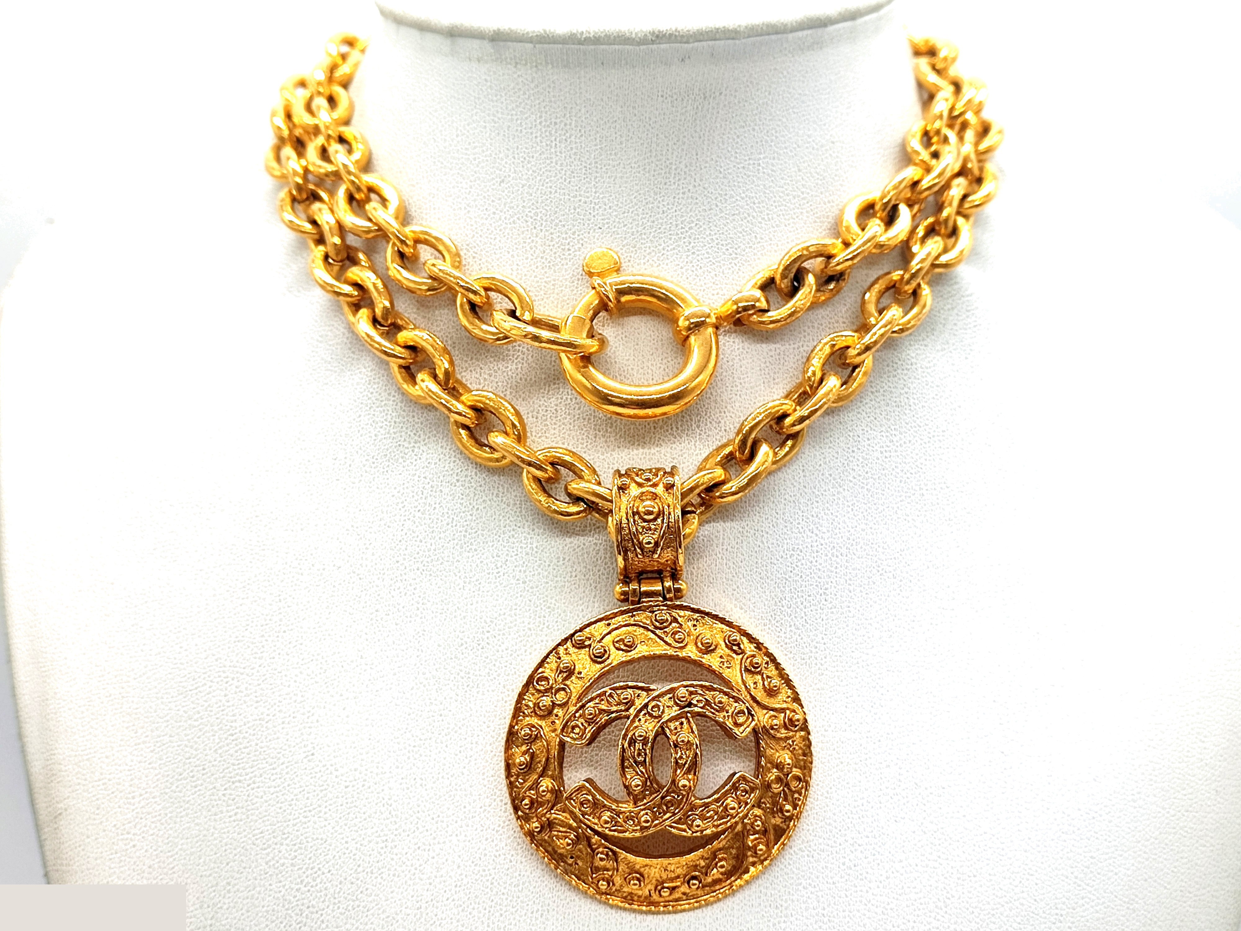 Coco Mark Circle Necklace 94A, Chain approx. 62cm