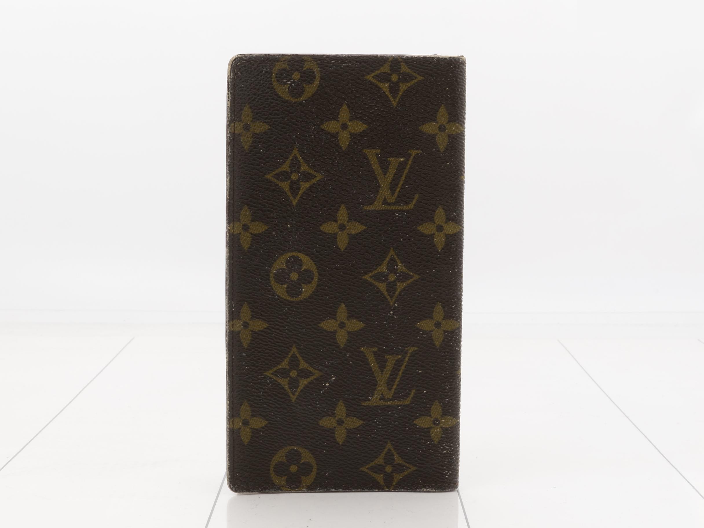 Billfold, Long Wallet — view 2