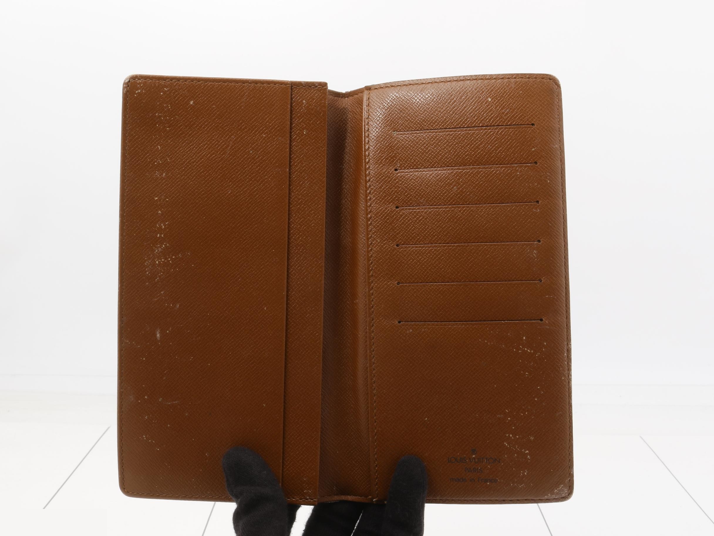 Billfold, Long Wallet — view 4