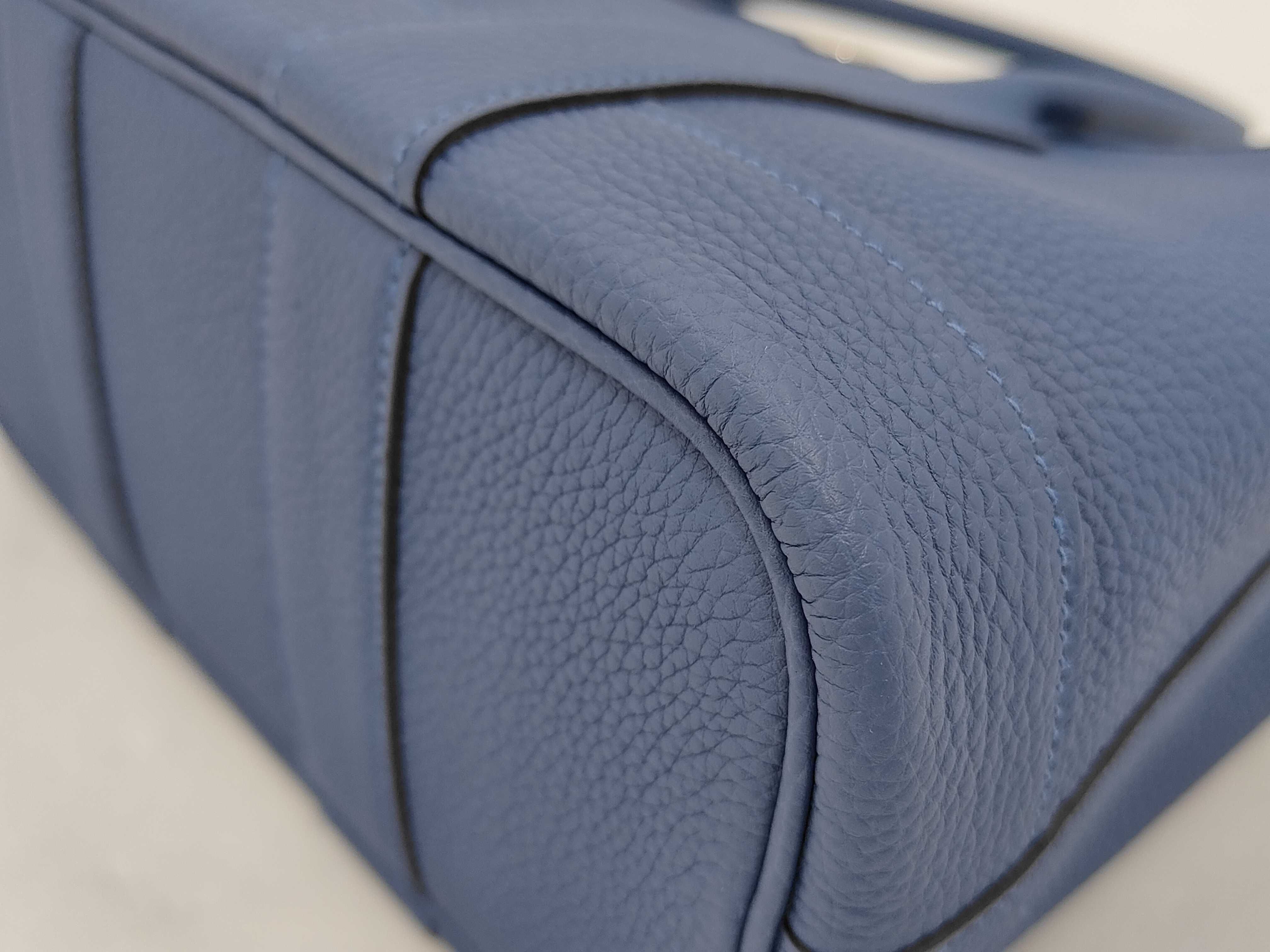 Garden Party Neo Blue Tie Togo Silver Hardware K Stamp Handbag Tote Bag — view 4