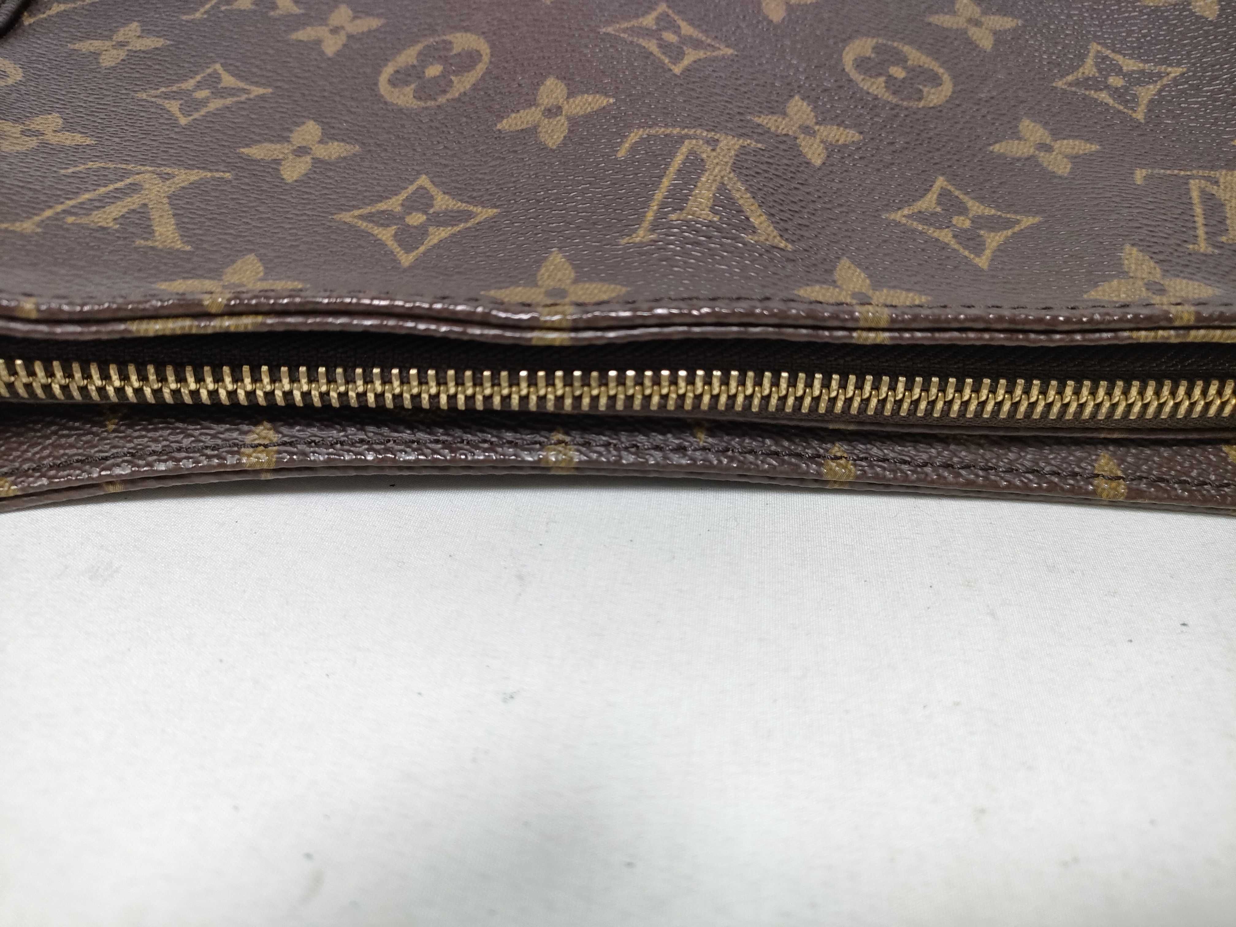 Monogram Looping MM Shoulder Bag — view 12