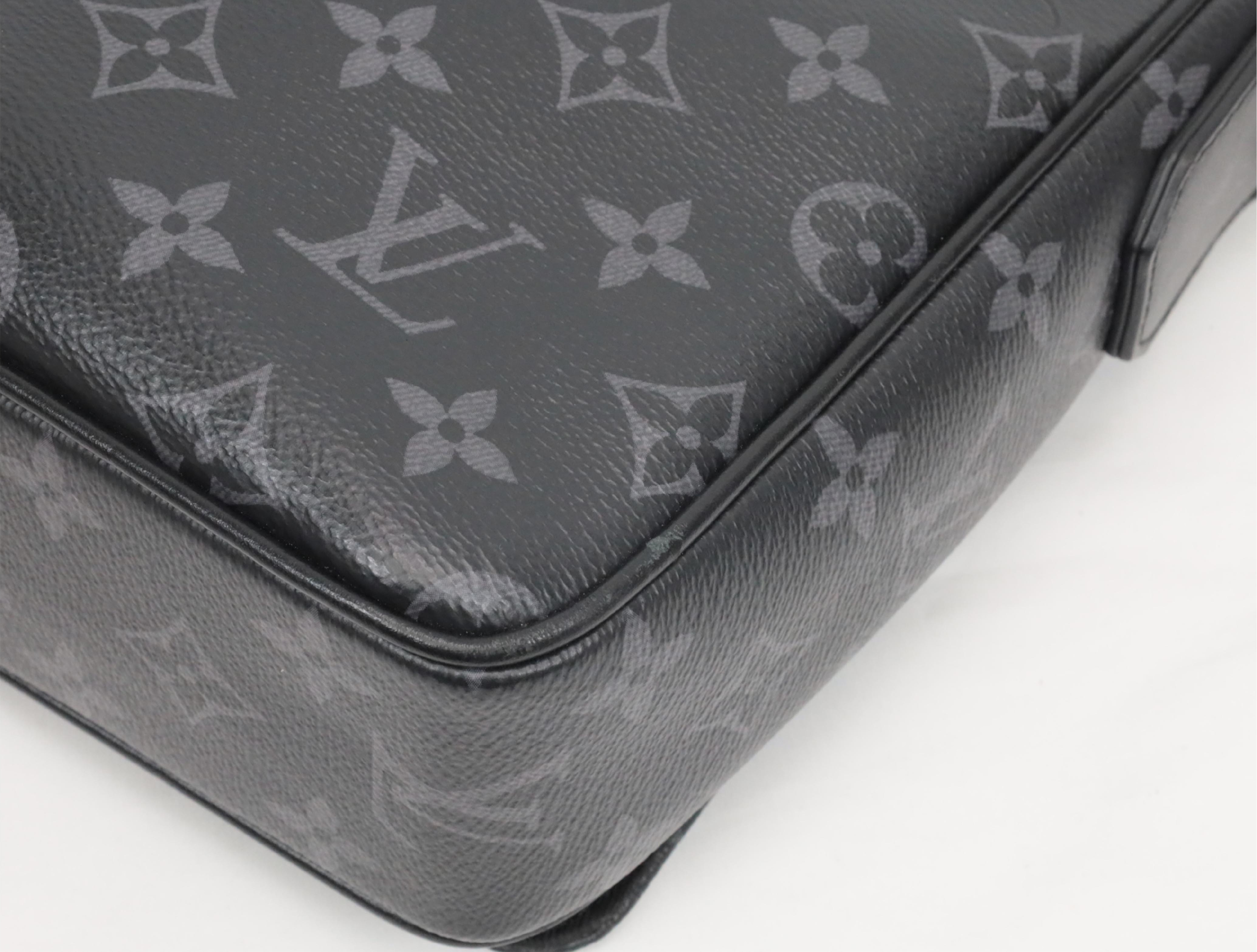 Monogram Eclipse District PM NV3 M46255 RFID Shoulder Bag — view 6