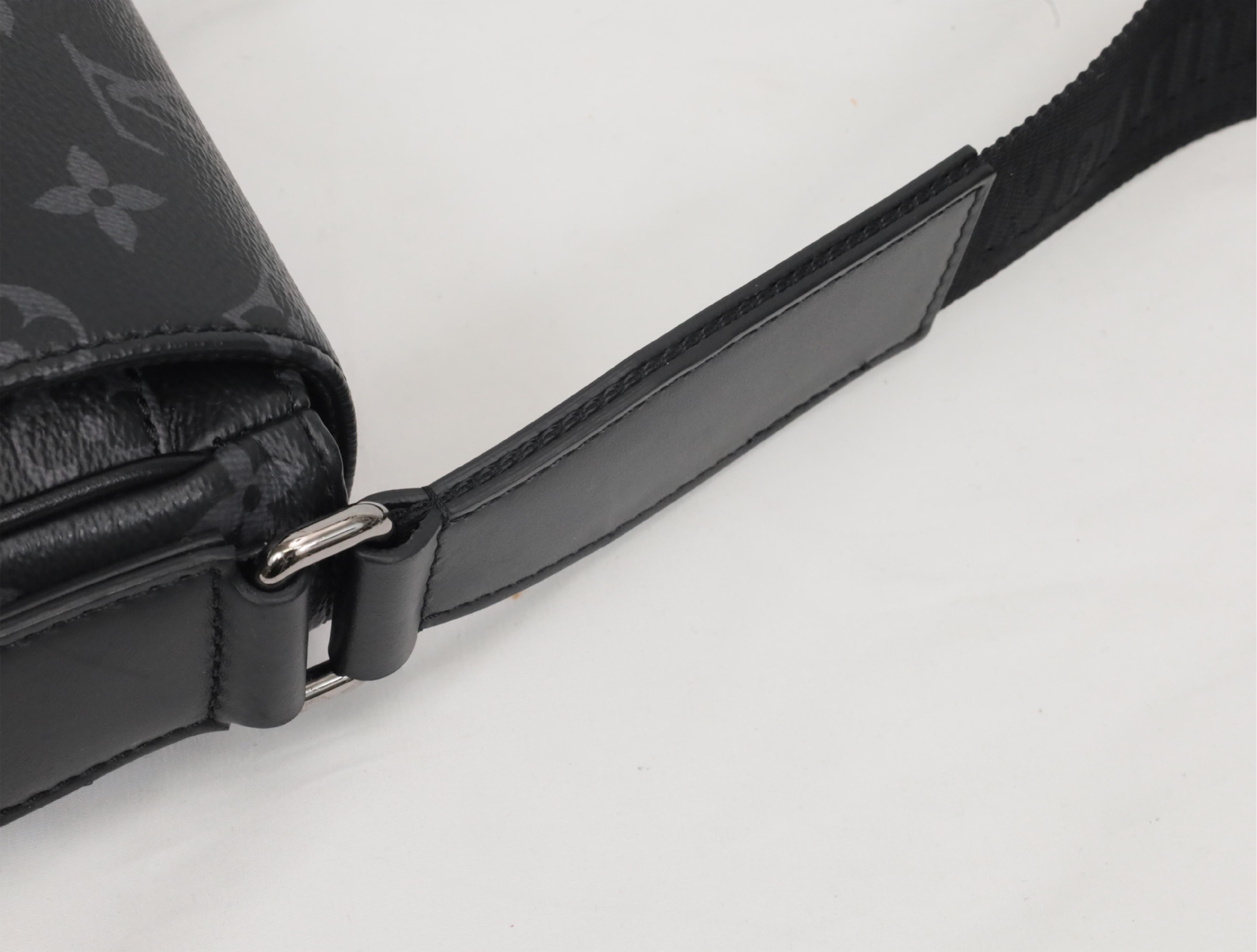 Monogram Eclipse District PM NV3 M46255 RFID Shoulder Bag — view 8