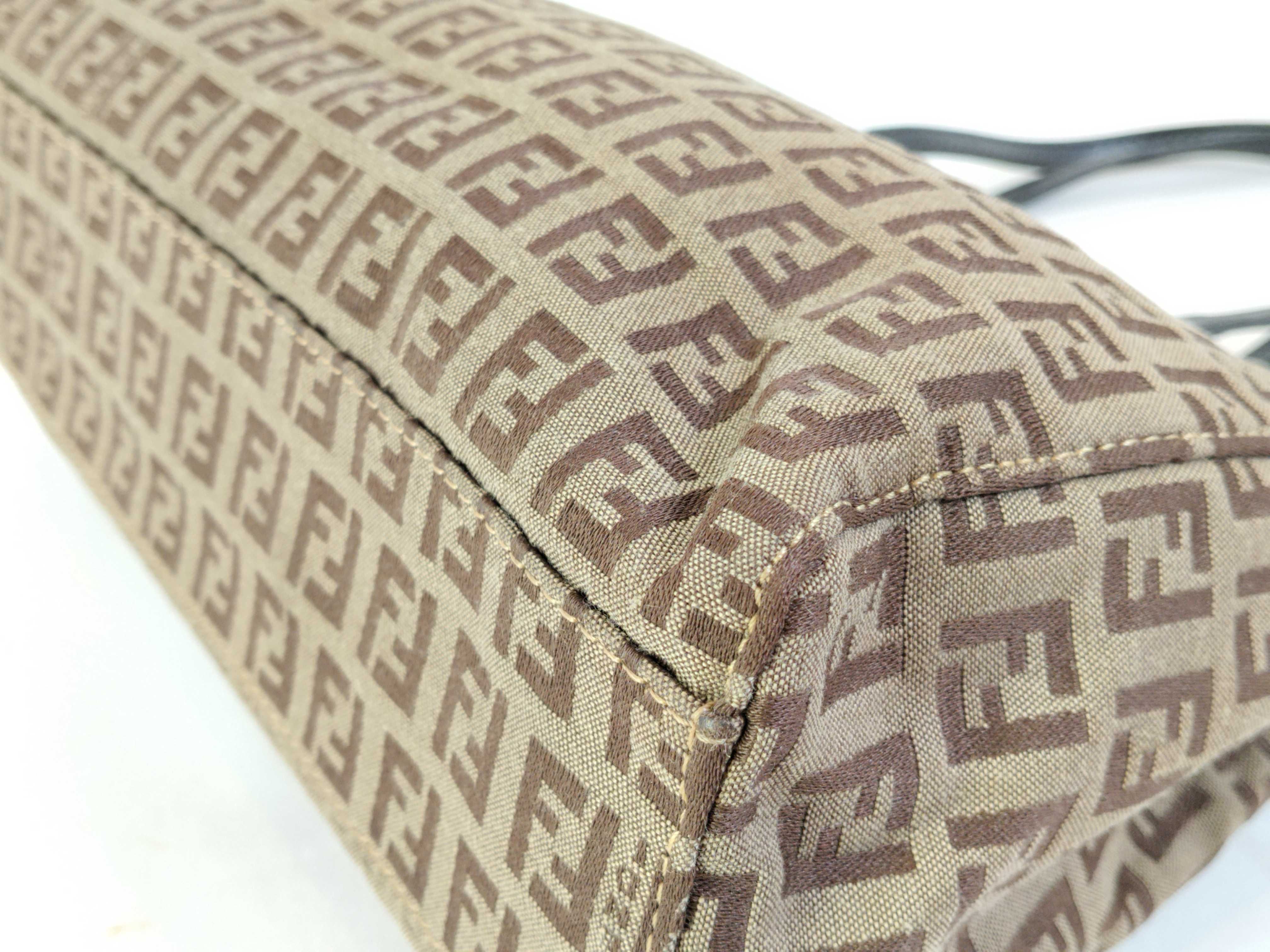 handbag — view 7