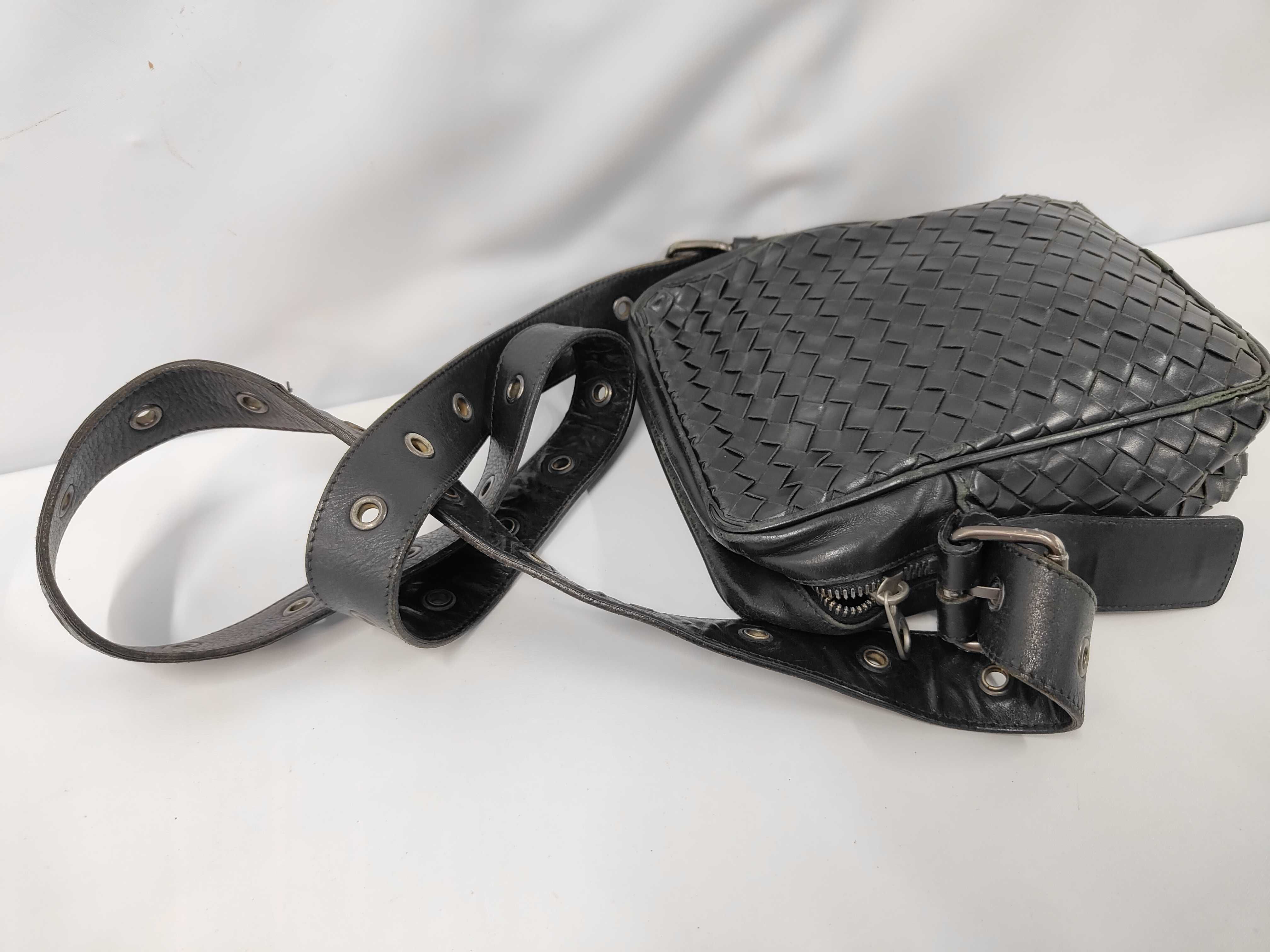 Intrecciato Bottega Veneta Shoulder Bag — view 5
