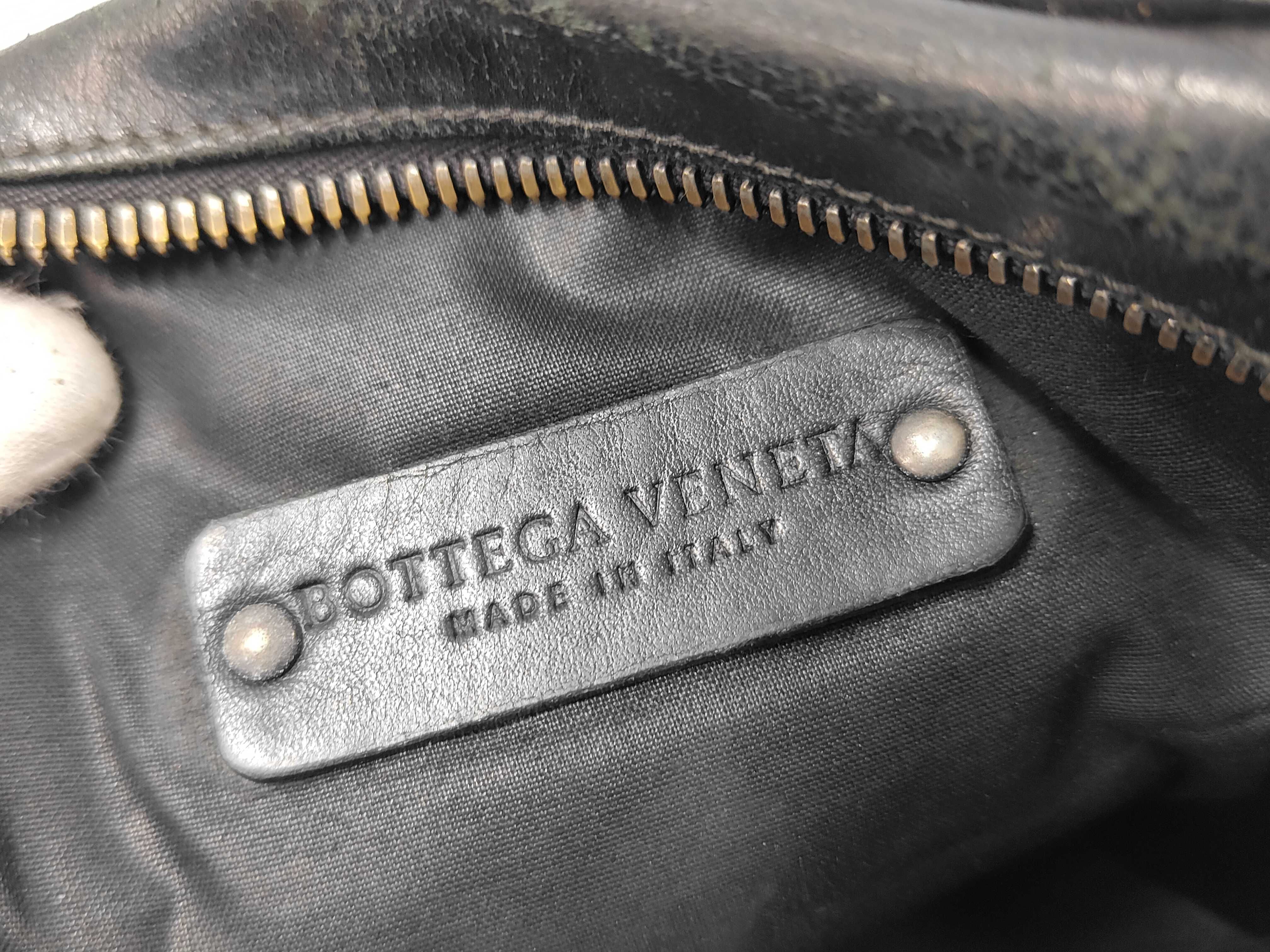 Intrecciato Bottega Veneta Shoulder Bag — view 9