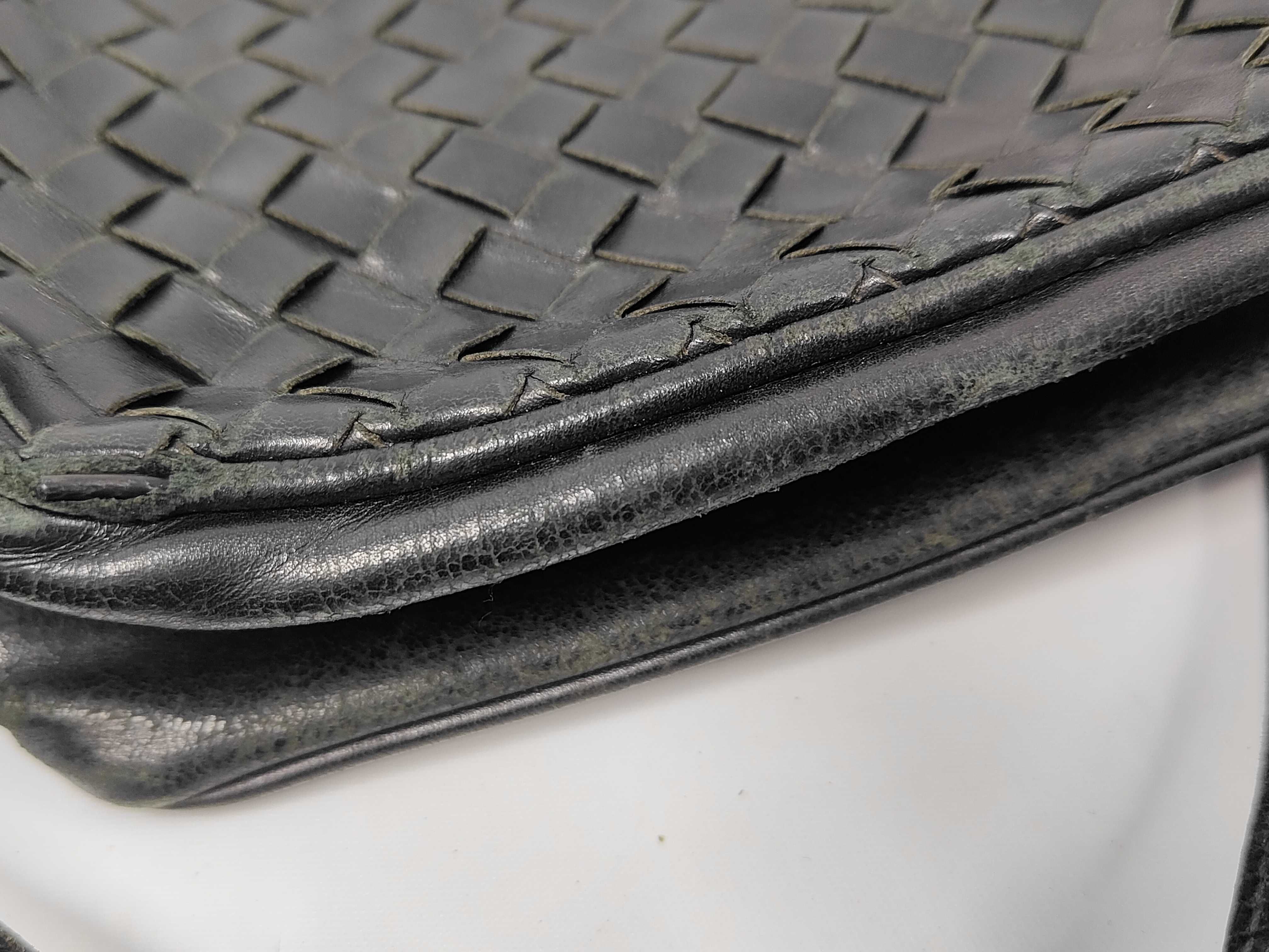 Intrecciato Bottega Veneta Shoulder Bag — view 10