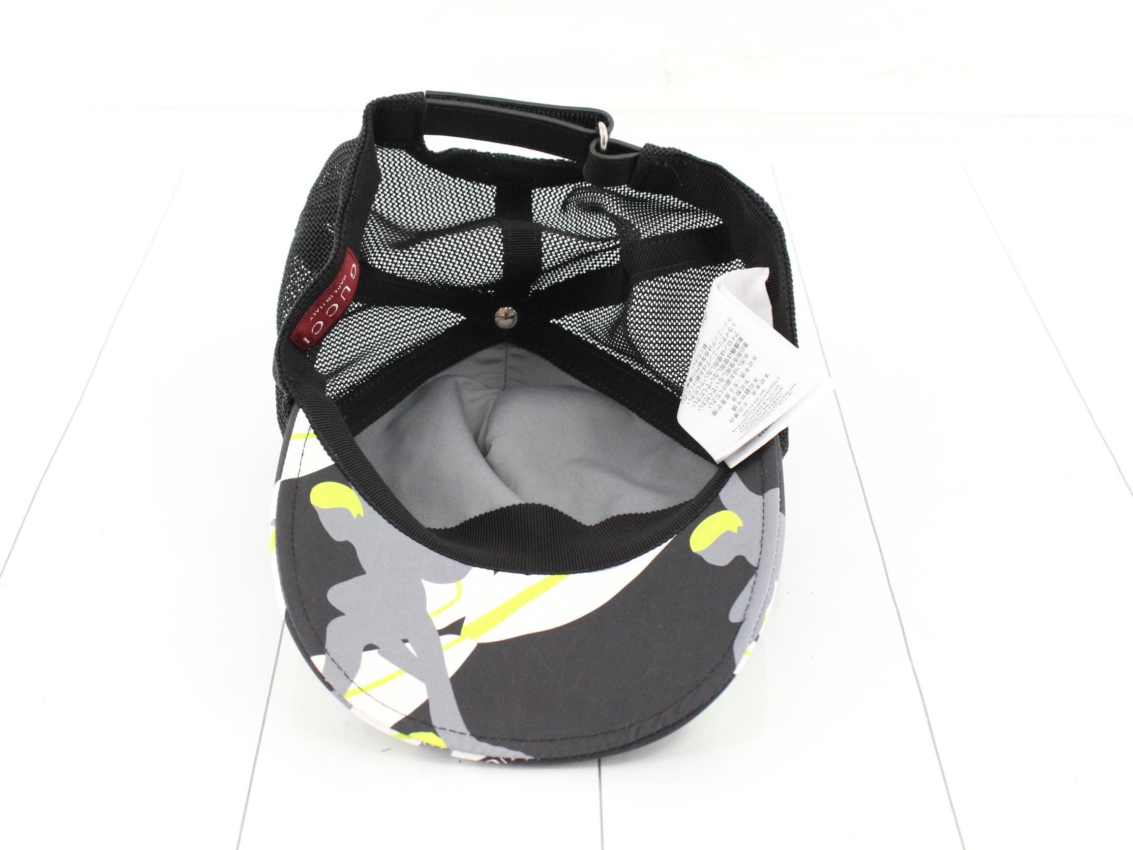 Unused surfer cap, with storage bag. — view 3