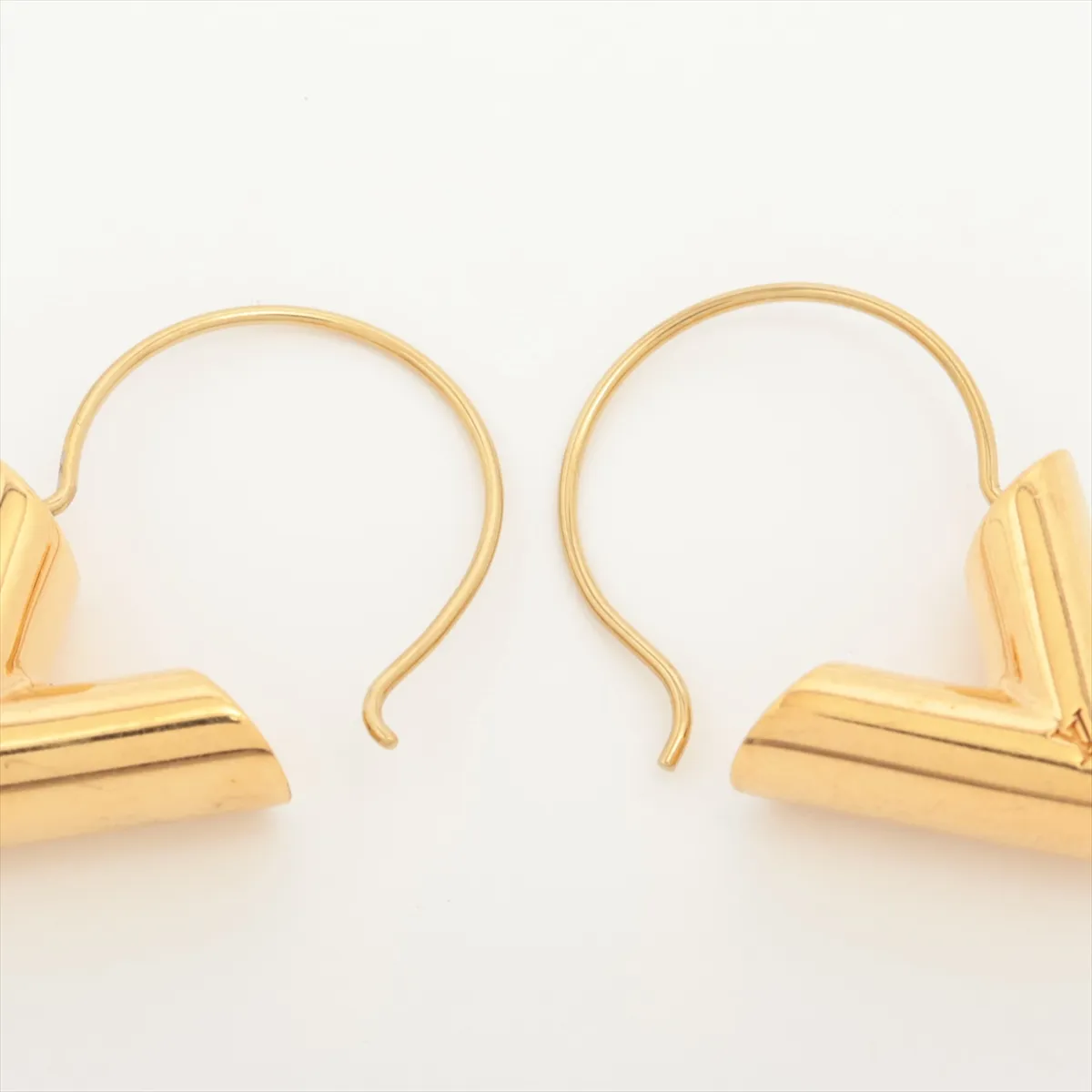 M61088 Essential V LE1211 Earrings (Pair) GP Gold - — view 4