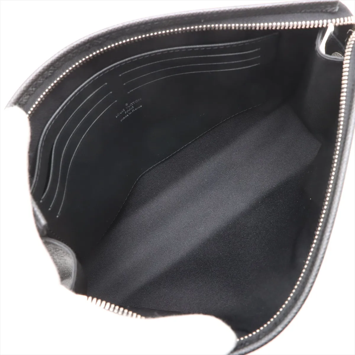 Taiga Pochette Voyage M30450 Black RFID response — view 5