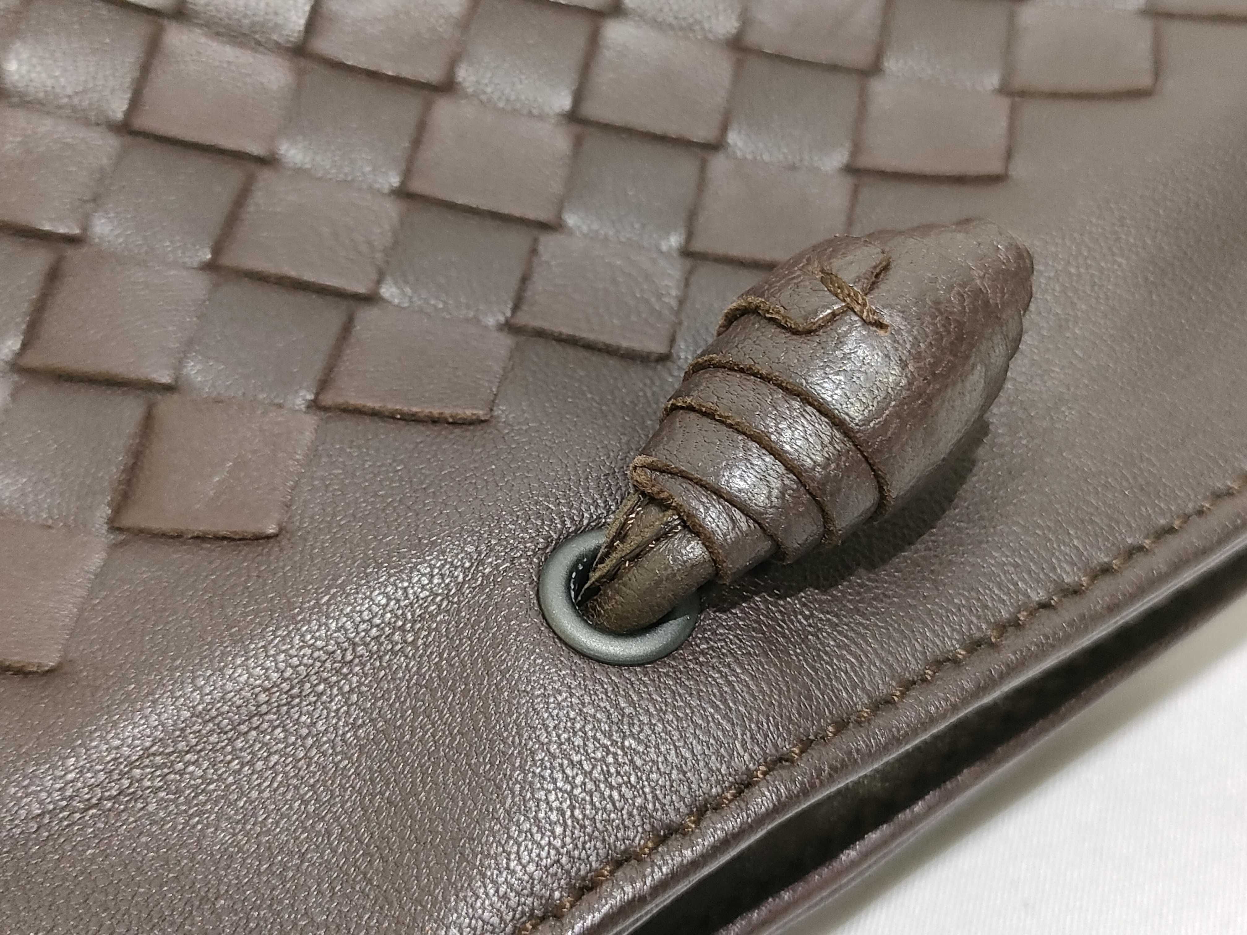 Intrecciato HK - Brown Shoulder Bag — view 13