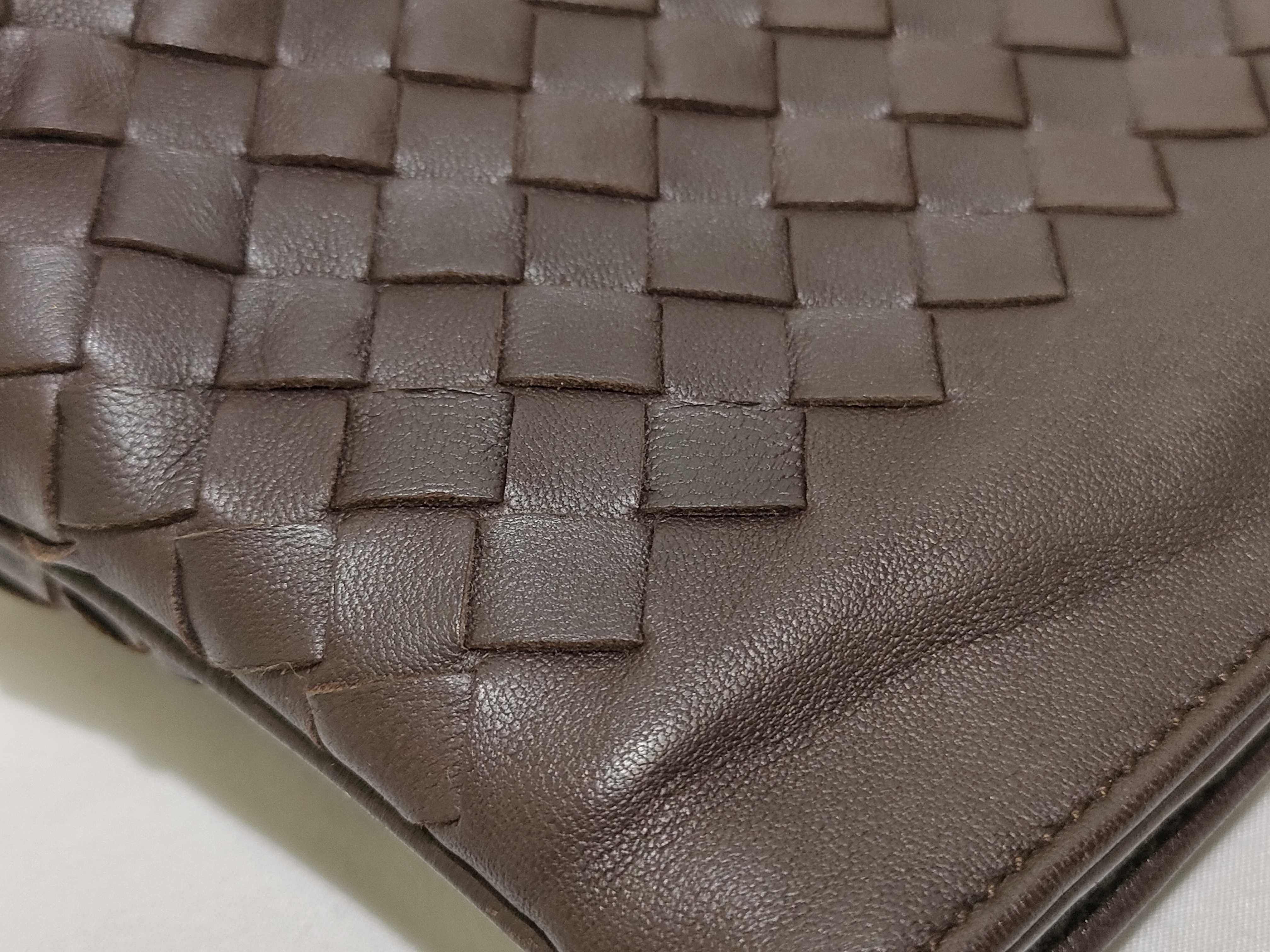 Intrecciato HK - Brown Shoulder Bag — view 14