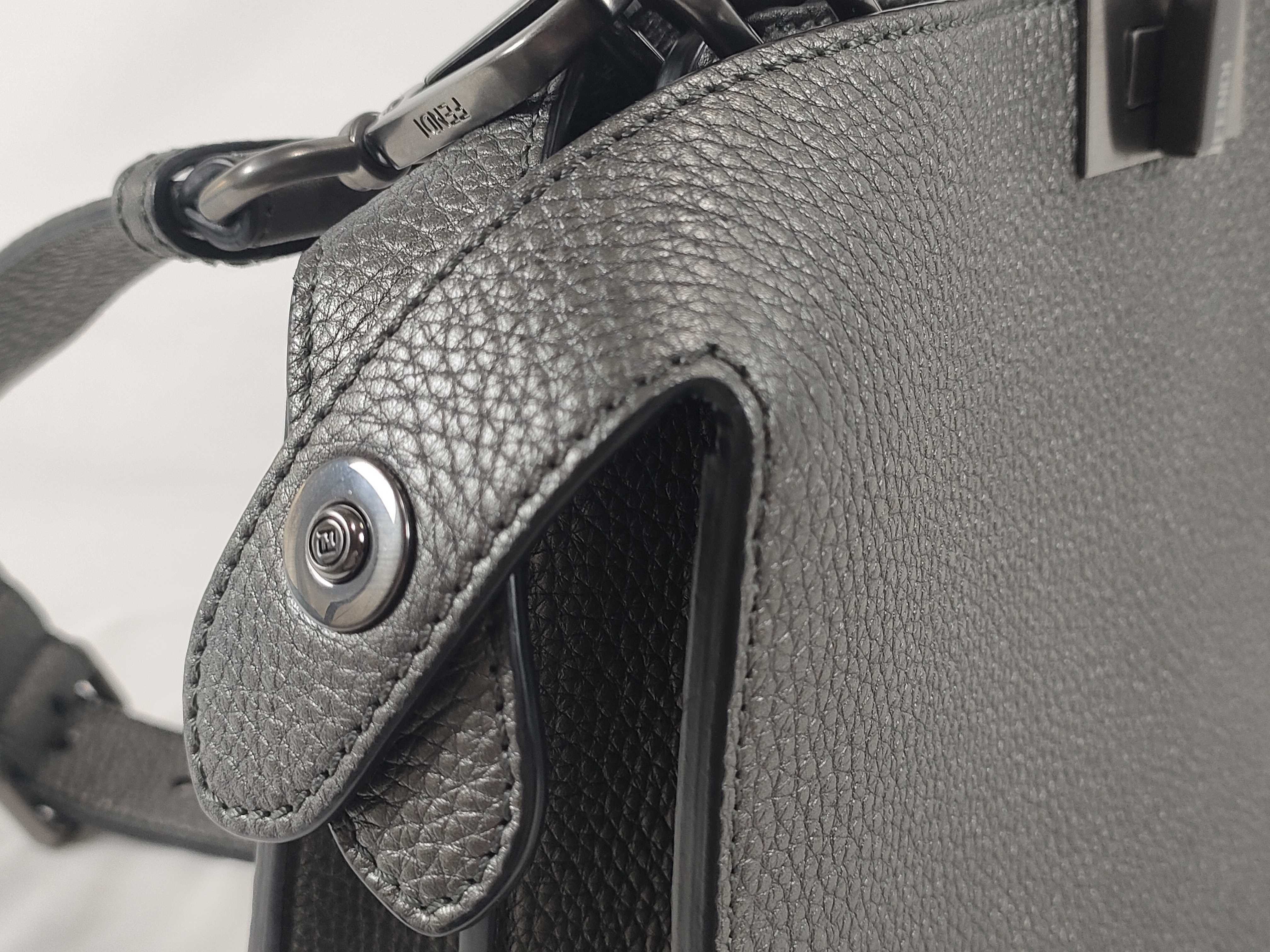 7VA530 Peekaboo I.C.U Small Handbag with Dust Bag, Strap, and Rain Cover — view 15