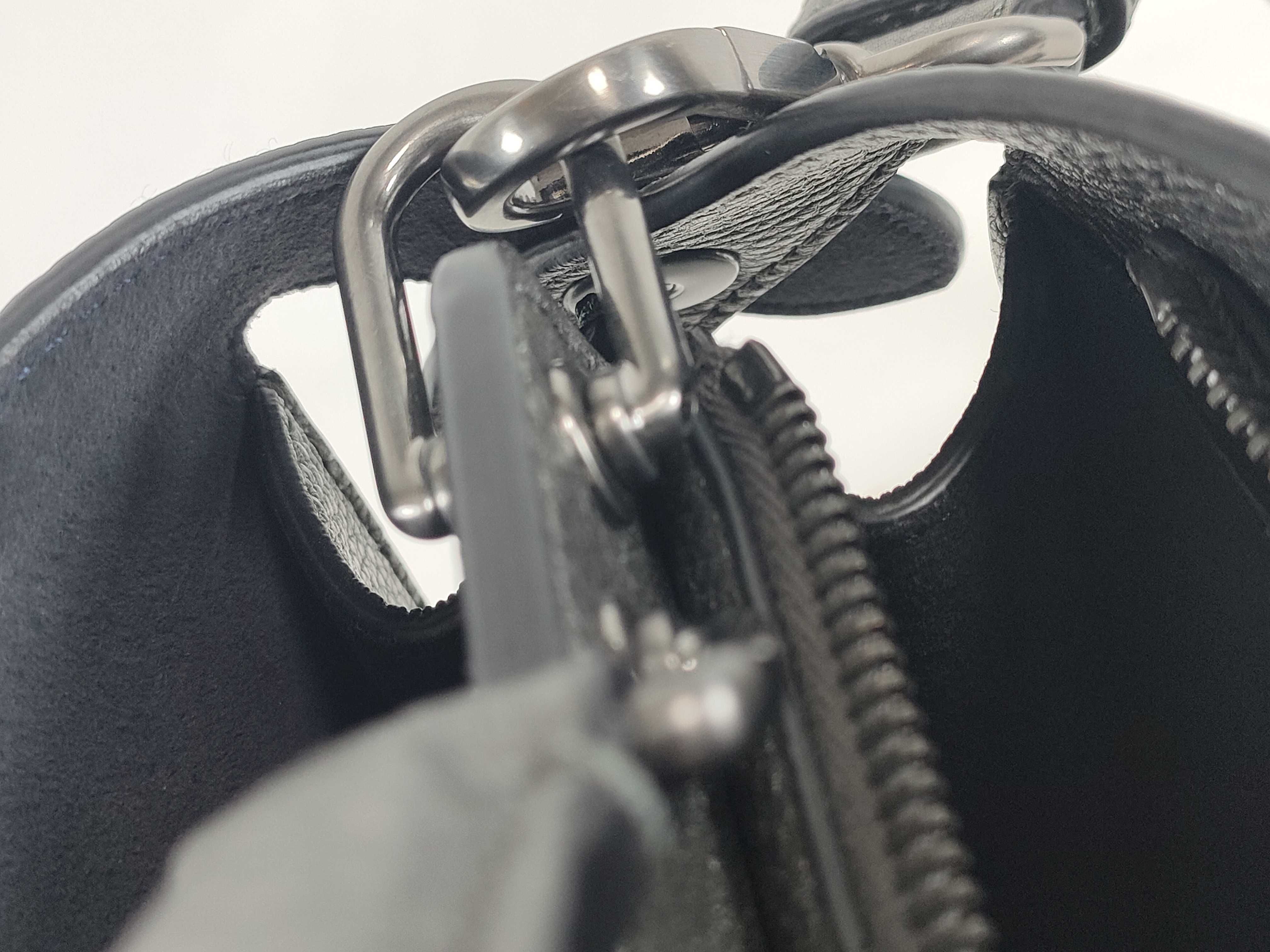 7VA530 Peekaboo I.C.U Small Handbag with Dust Bag, Strap, and Rain Cover — view 9