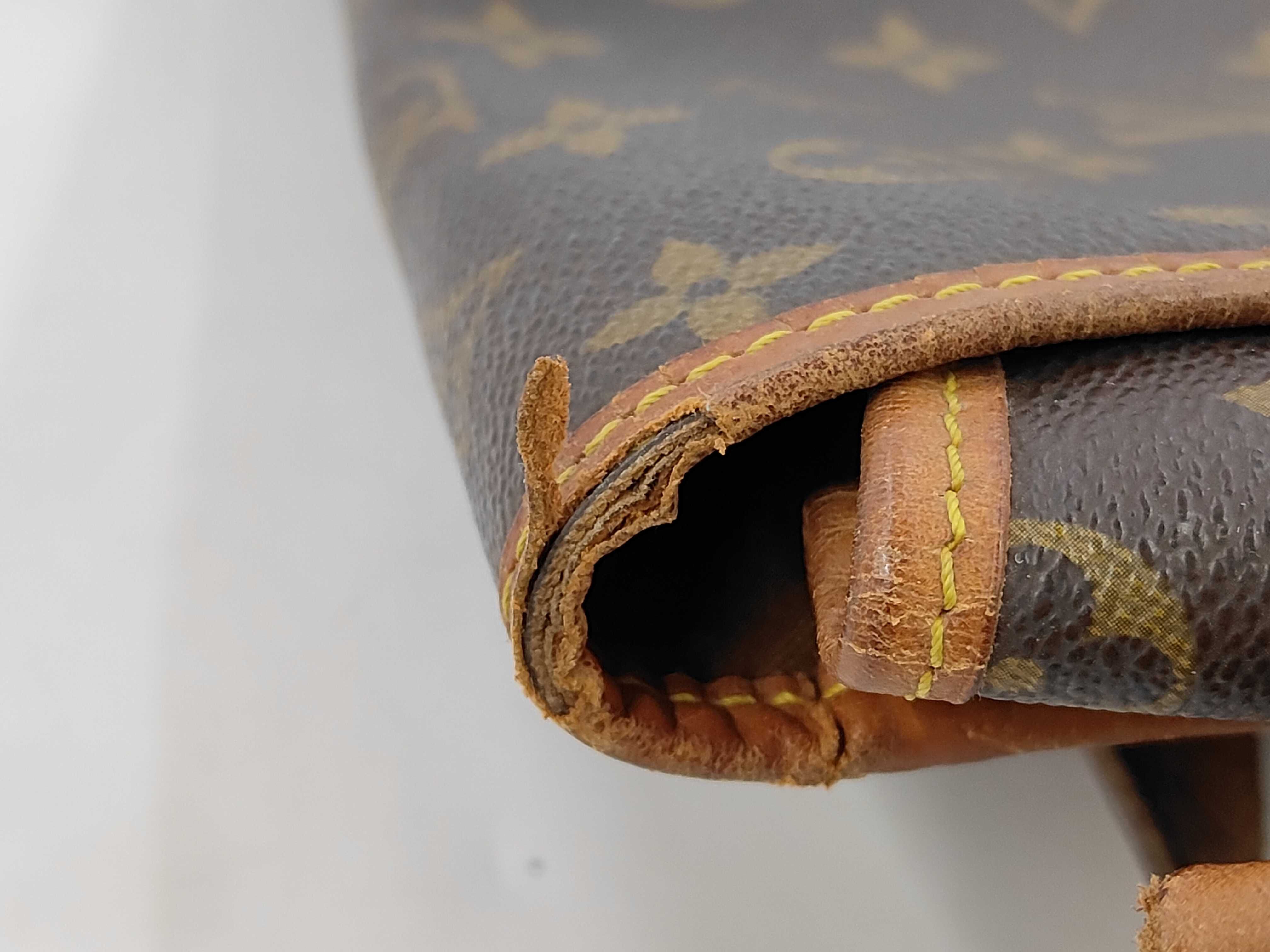Monogram Louis Vuitton Monogram M42249 Gibeciere GM Shoulder Bag M42249 AR0991 Shoulder Bag — view 11