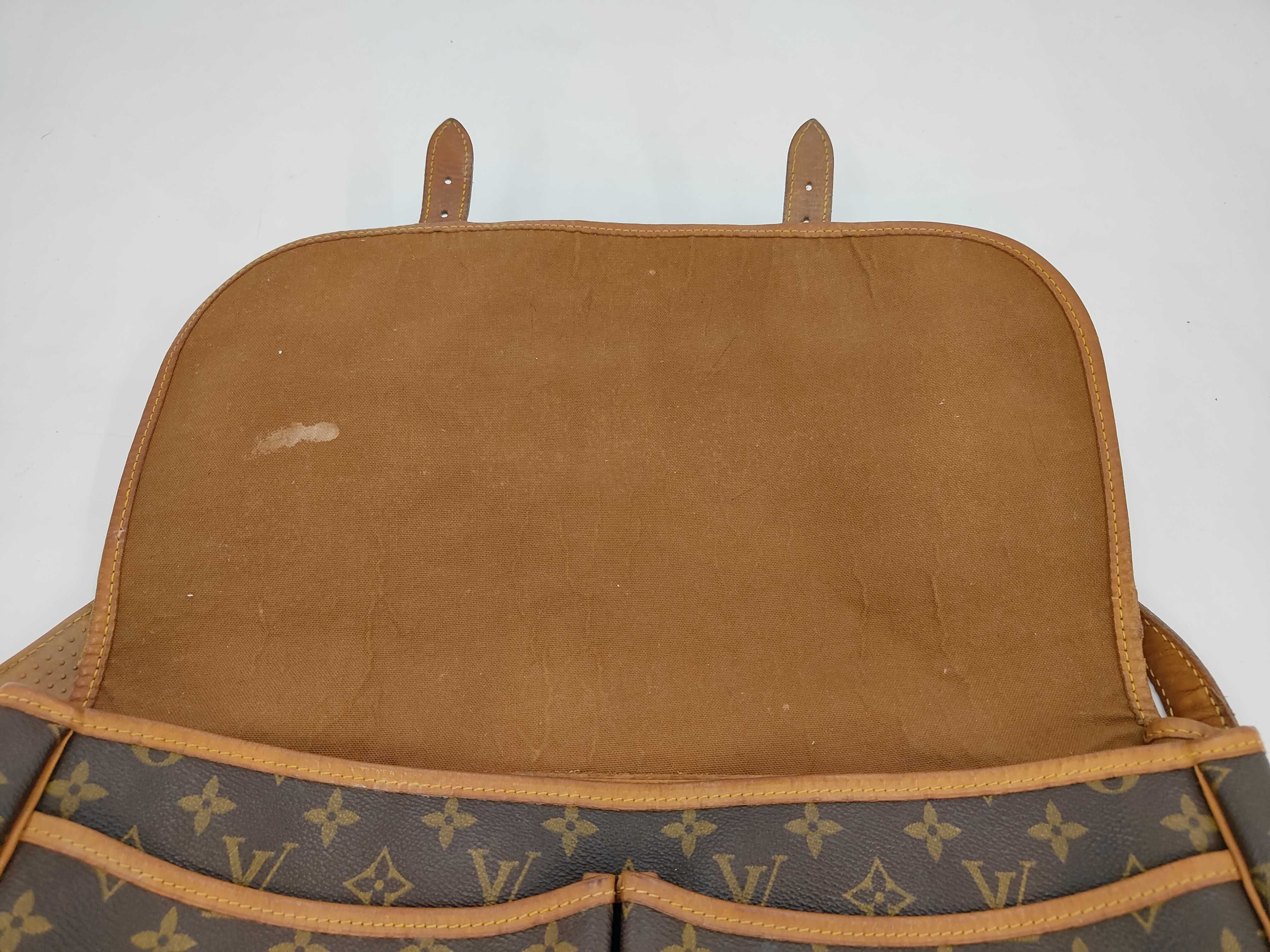 Monogram Louis Vuitton Monogram M42249 Gibeciere GM Shoulder Bag M42249 AR0991 Shoulder Bag — view 8