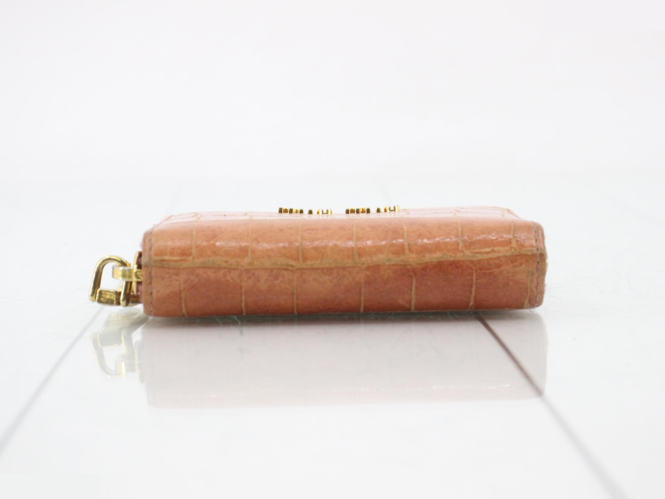 logo coin case — view 3